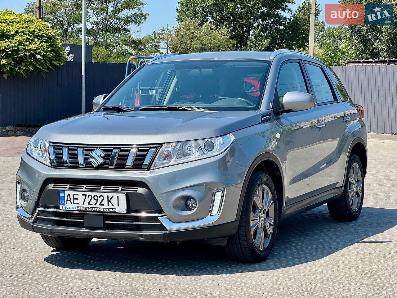 Suzuki Vitara 2019 VIN TSMLYD01S00711538 фото оголошення 5 з 35