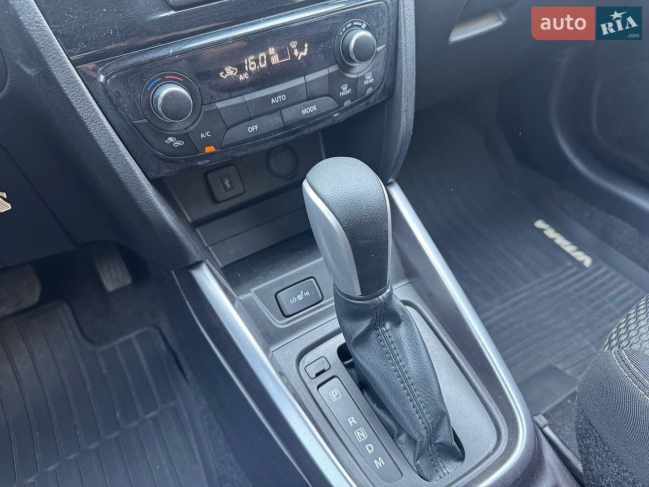Suzuki Vitara 2019 VIN TSMLYD01S00711538 фото оголошення 18 з 35