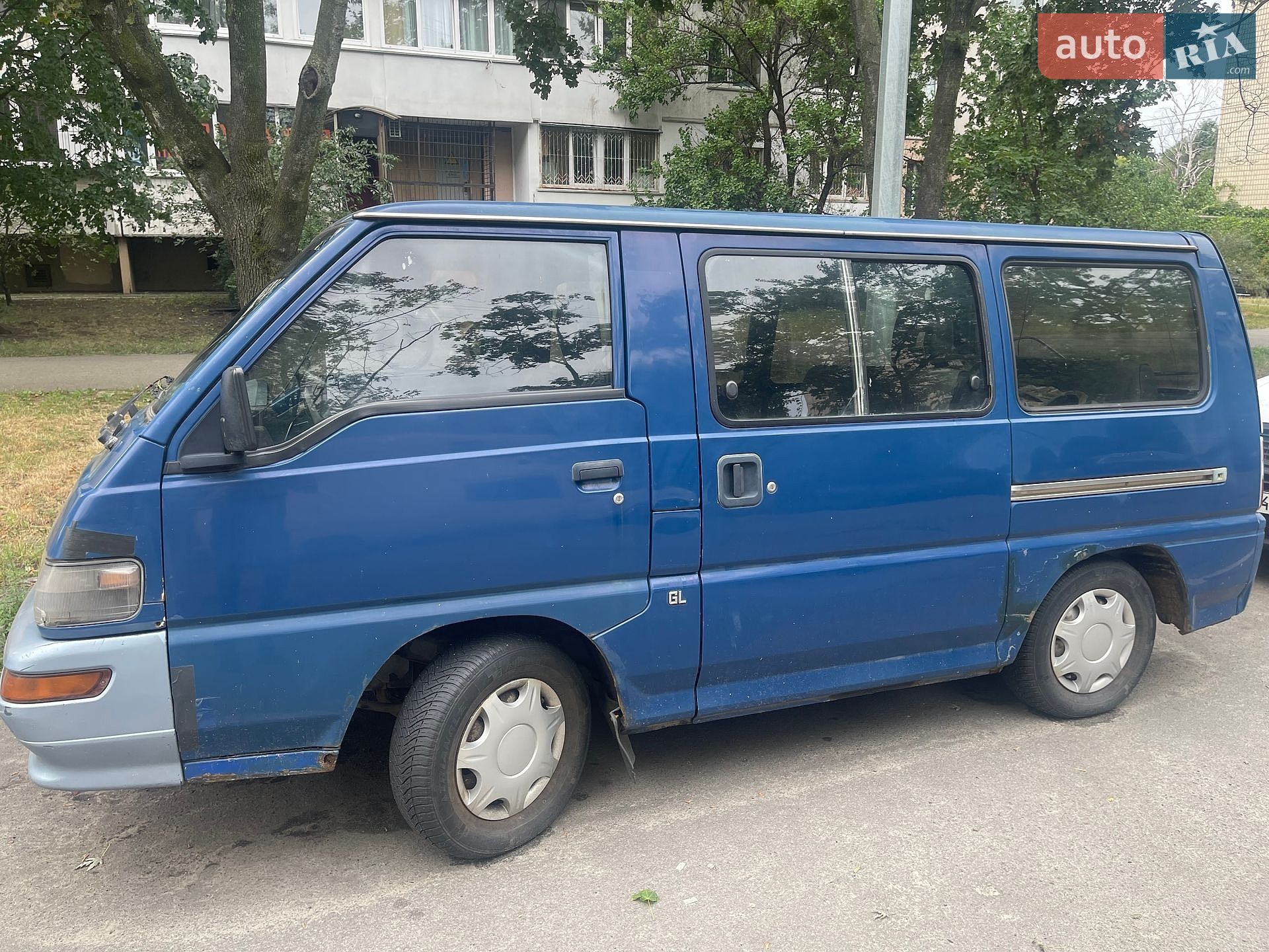 Mitsubishi L 300 1983 VIN JMBL032PVDU140930 фото оголошення 4 з 7