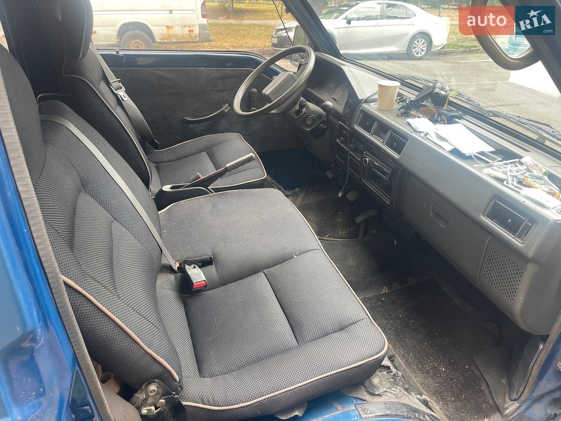 Mitsubishi L 300 1983 VIN JMBL032PVDU140930 фото оголошення 7 з 7