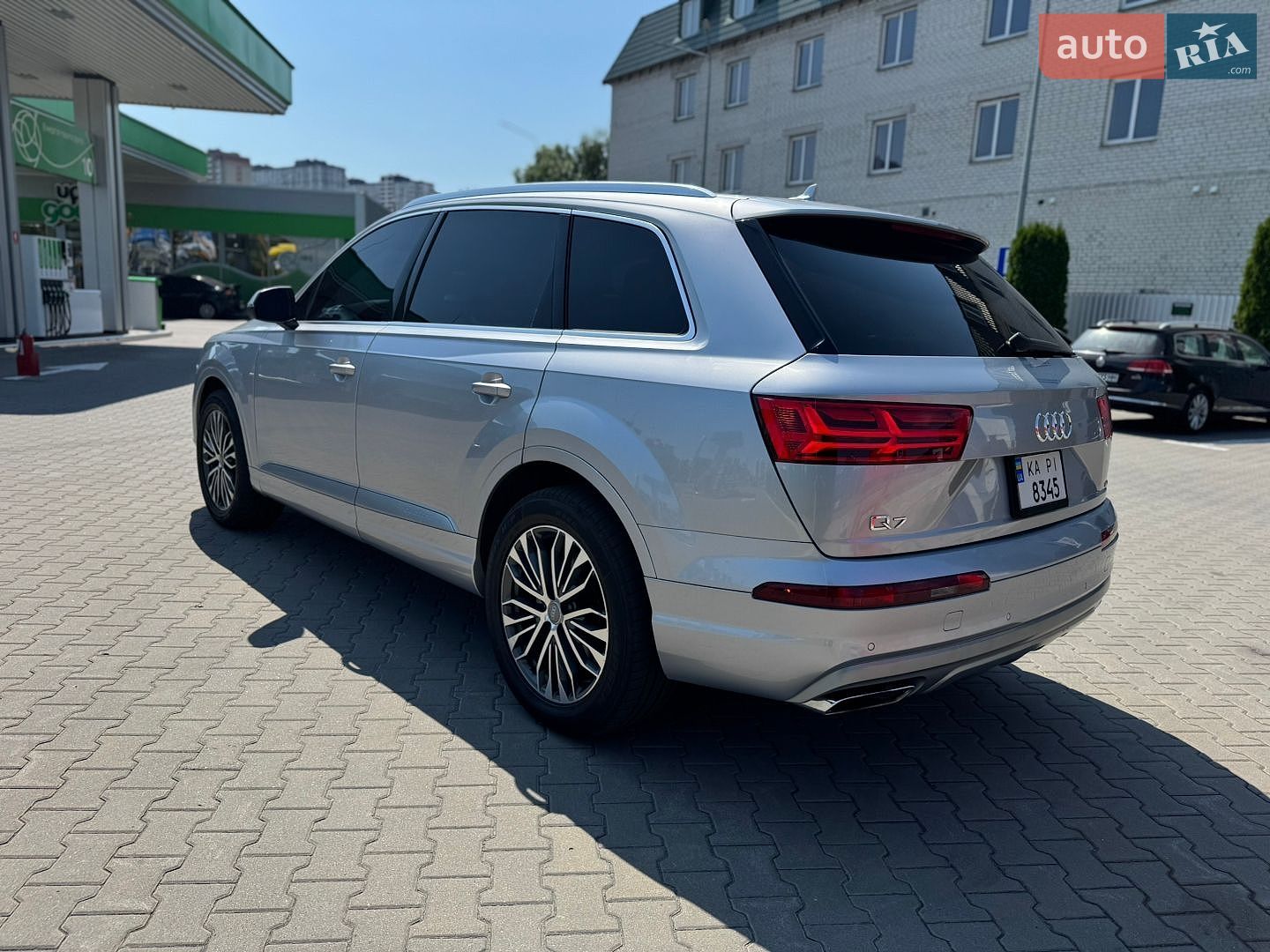 Audi Q7 2017 VIN WA1LHBF78HD045613 фото оголошення 4 з 46