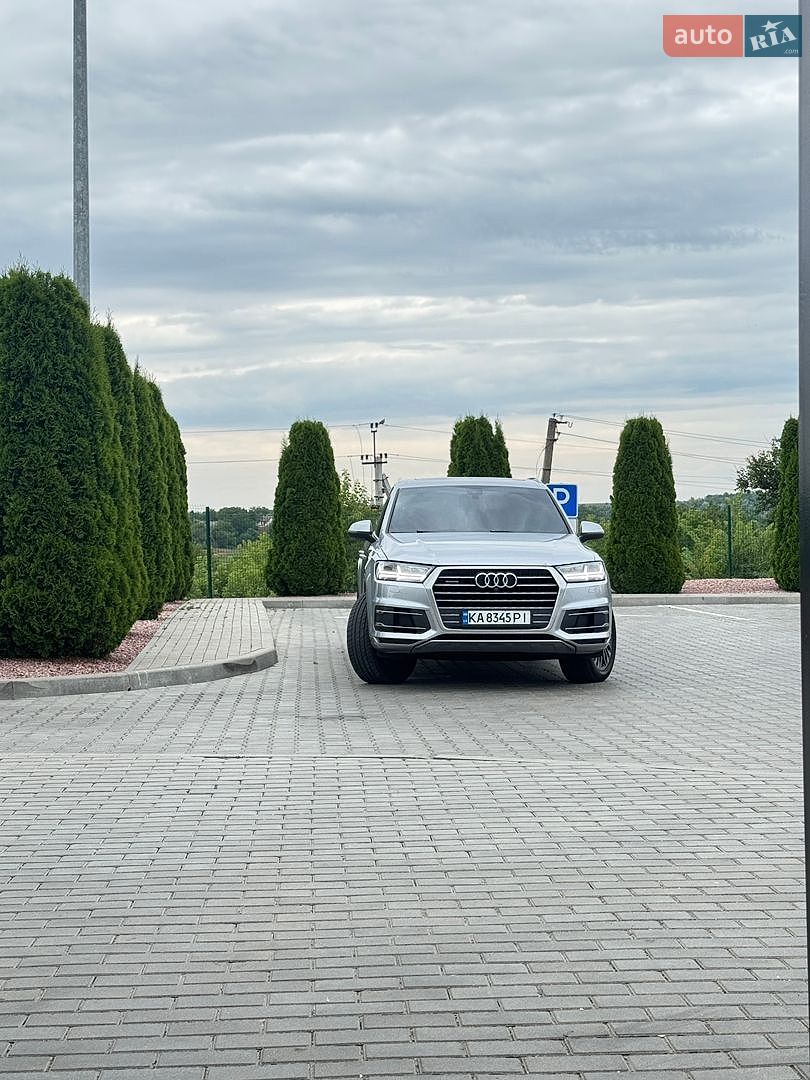 Audi Q7 2017 VIN WA1LHBF78HD045613 фото оголошення 20 з 46