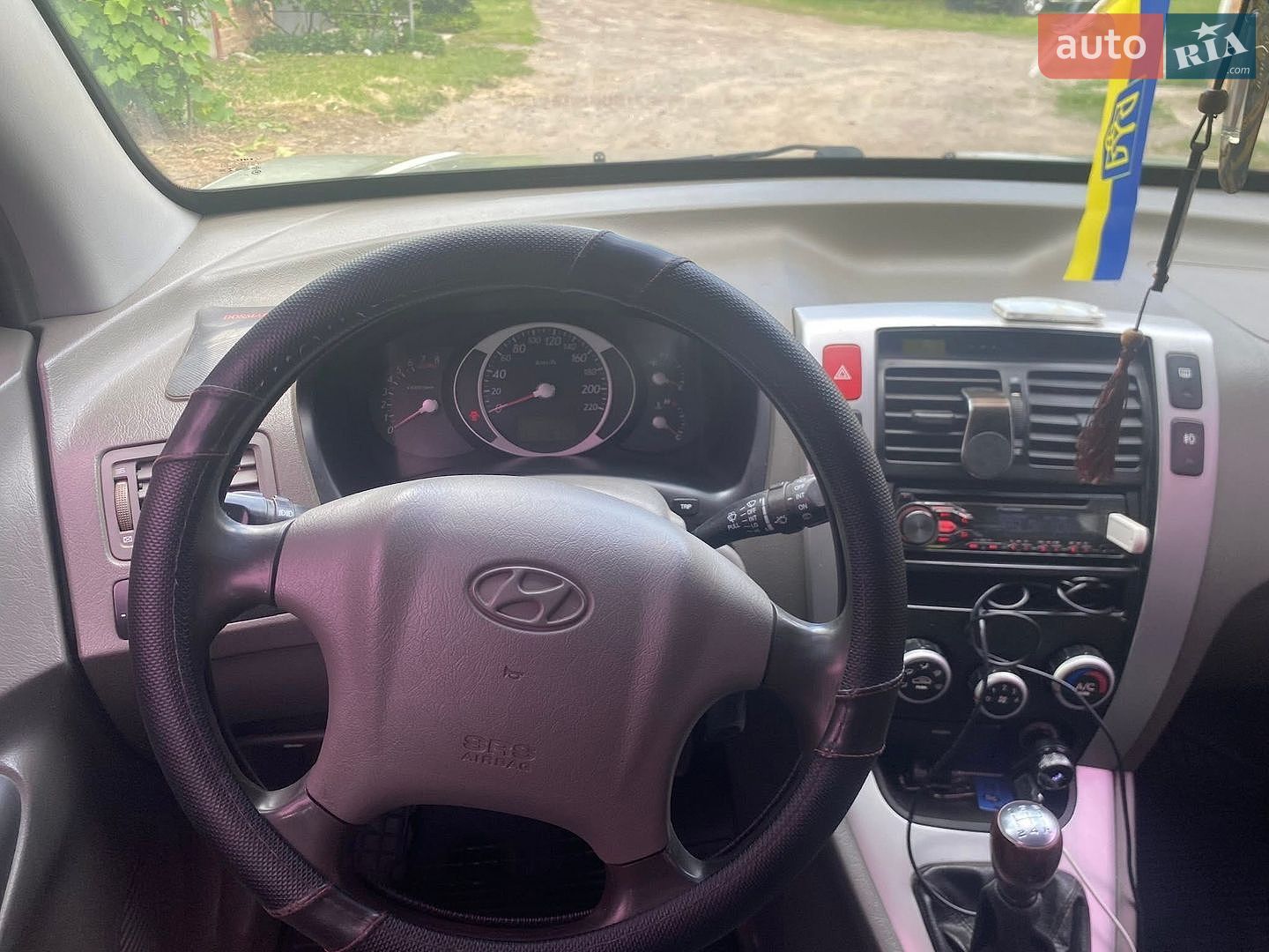 Hyundai Tucson 2005 VIN KMHJN81BP6U268100 фото оголошення 4 з 9