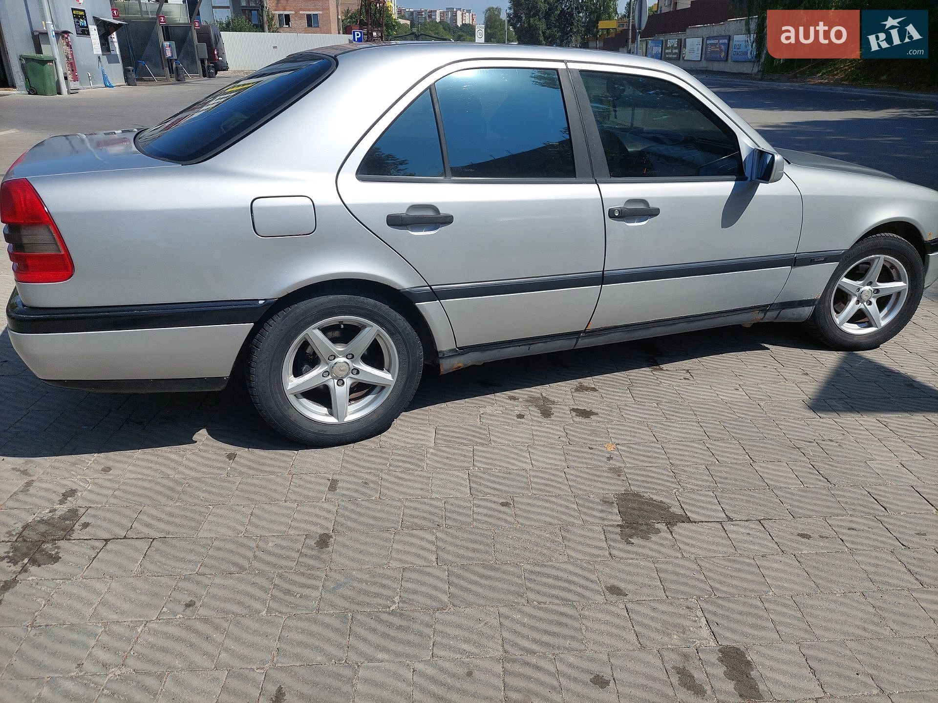 Mercedes-Benz C-Class 1996 VIN WDB2020181A403689 фото оголошення 9 з 12