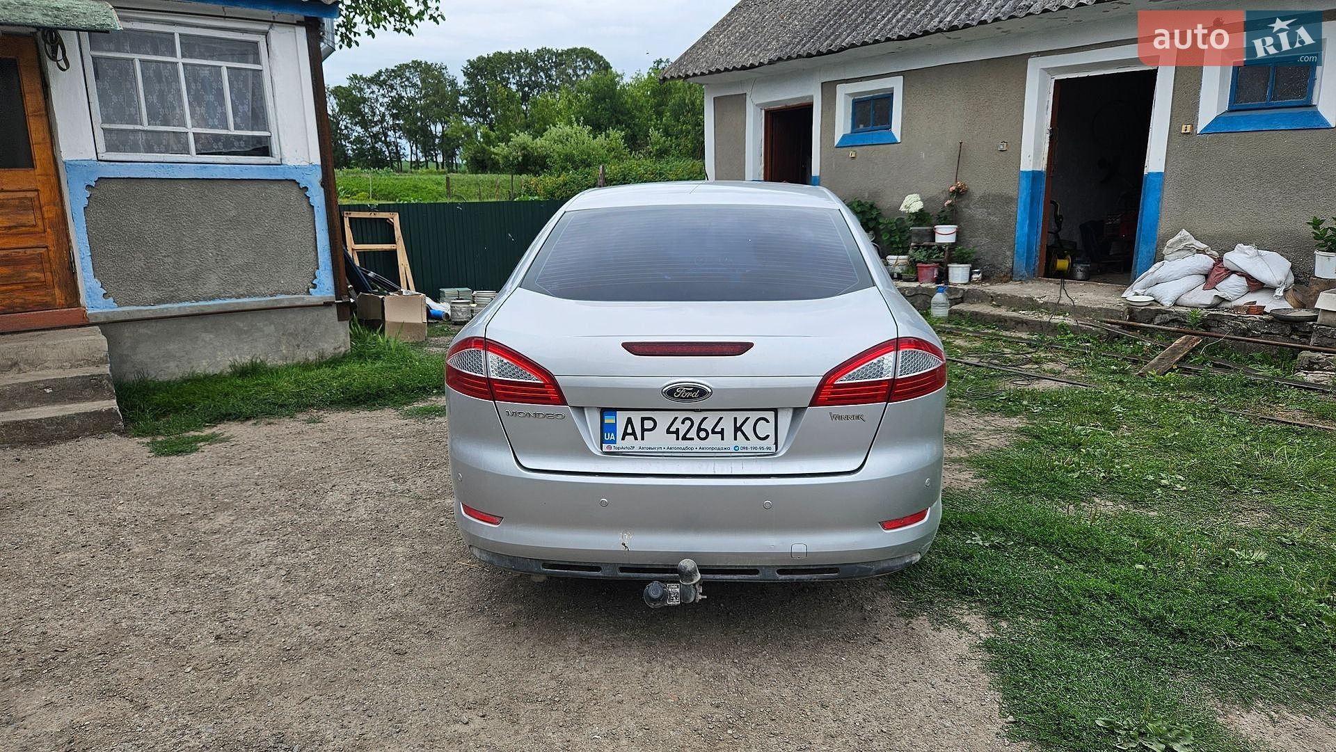 Ford Mondeo 2010 VIN WF0DXXGBBDAP44949 фото оголошення 2 з 26