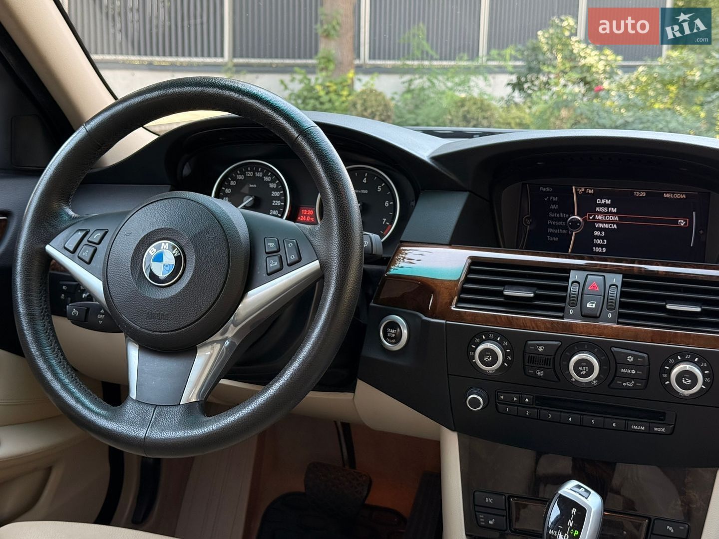 BMW 5 Series 2009 VIN WBANV9C50AC139495 фото оголошення 15 з 36
