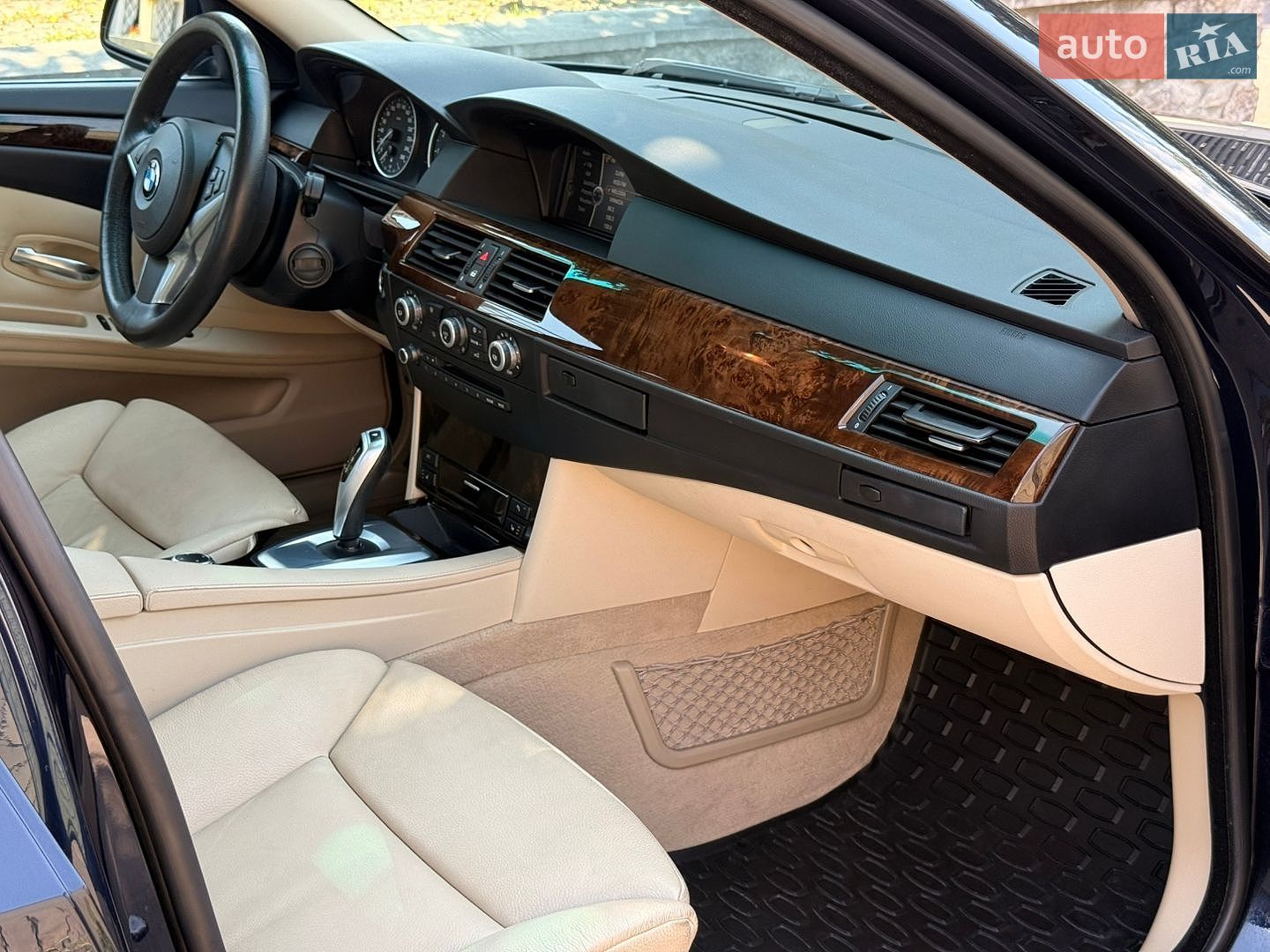 BMW 5 Series 2009 VIN WBANV9C50AC139495 фото оголошення 19 з 36