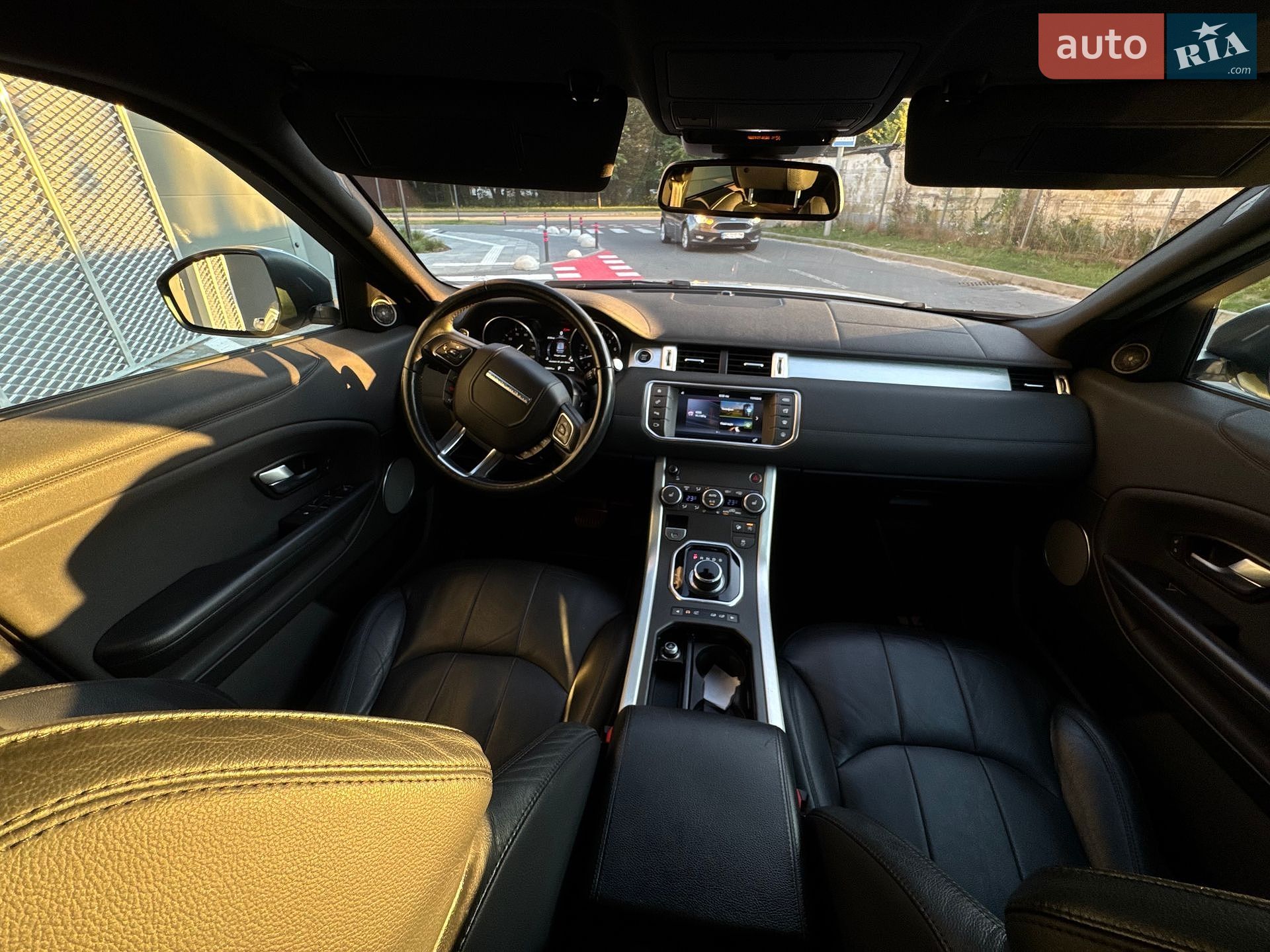 Land Rover Range Rover Evoque 2017 VIN SALVP2BG9HH217169 фото оголошення 9 з 23