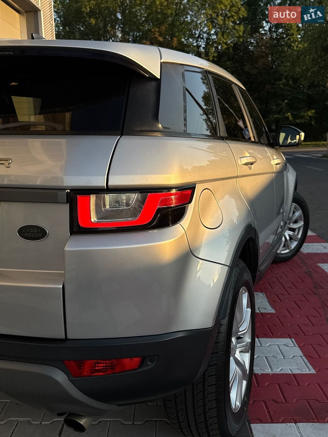 Land Rover Range Rover Evoque 2017 VIN SALVP2BG9HH217169 фото оголошення 7 з 23