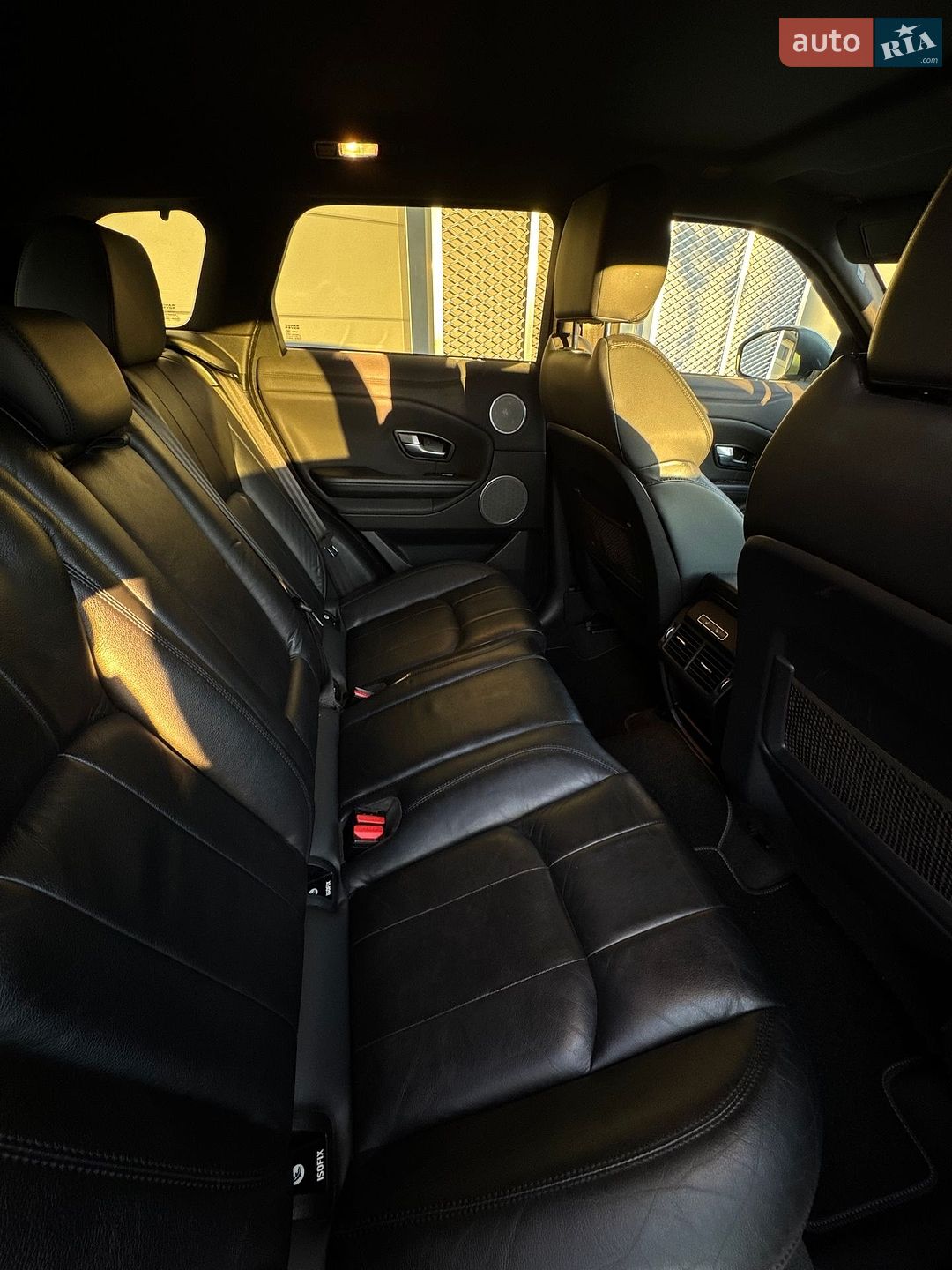 Land Rover Range Rover Evoque 2017 VIN SALVP2BG9HH217169 фото оголошення 16 з 23