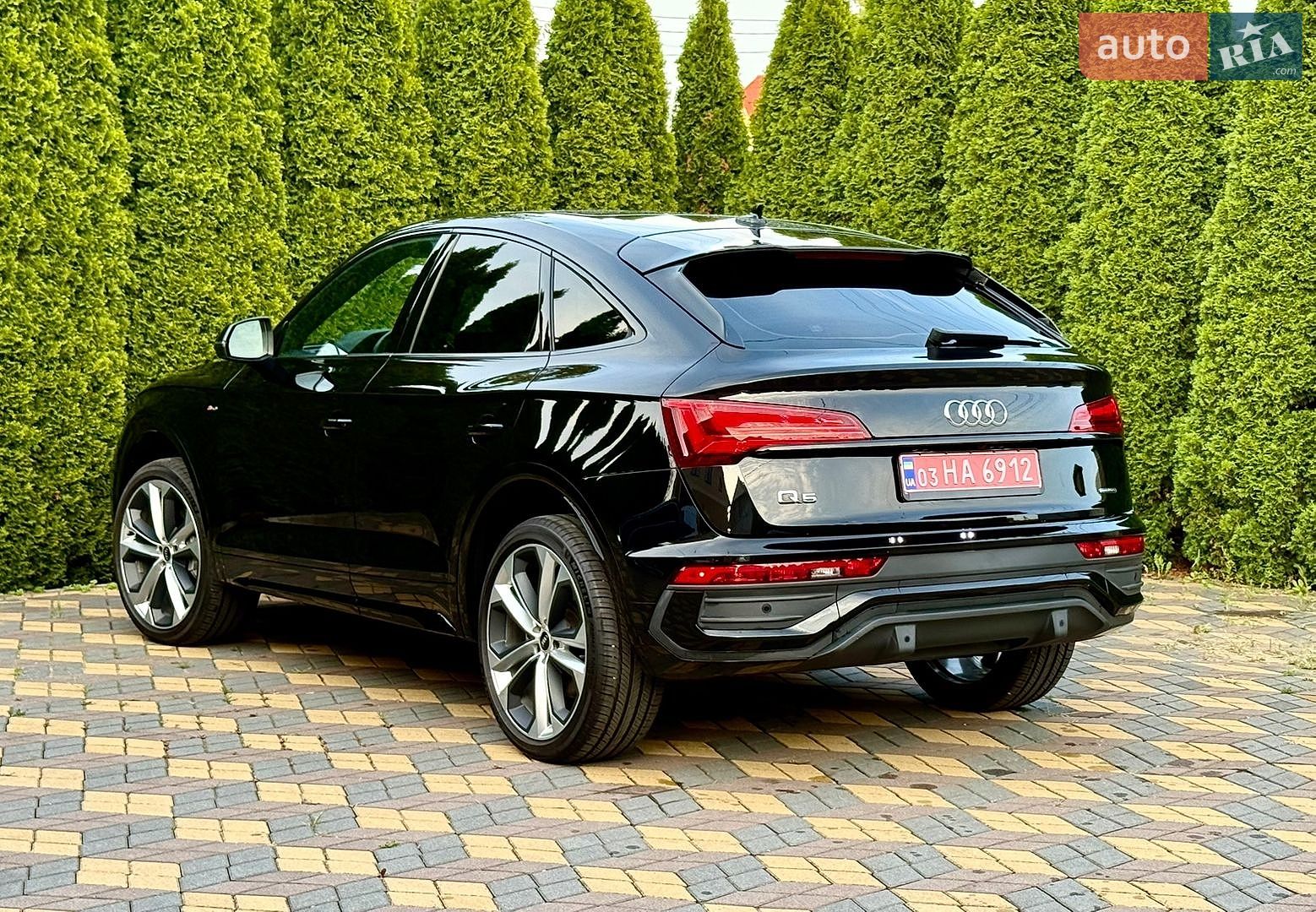 Audi Q5 Sportback 2022 VIN WA15AAFY5P2027127 фото оголошення 10 з 41
