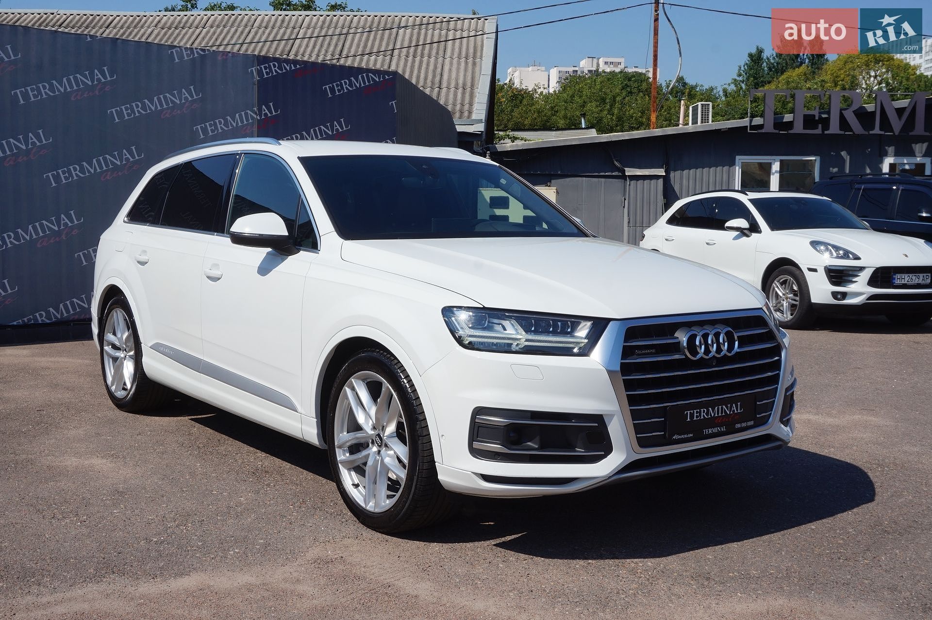 Audi Q7 2017 VIN WAUZZZ4M4JD000590 фото оголошення 3 з 87