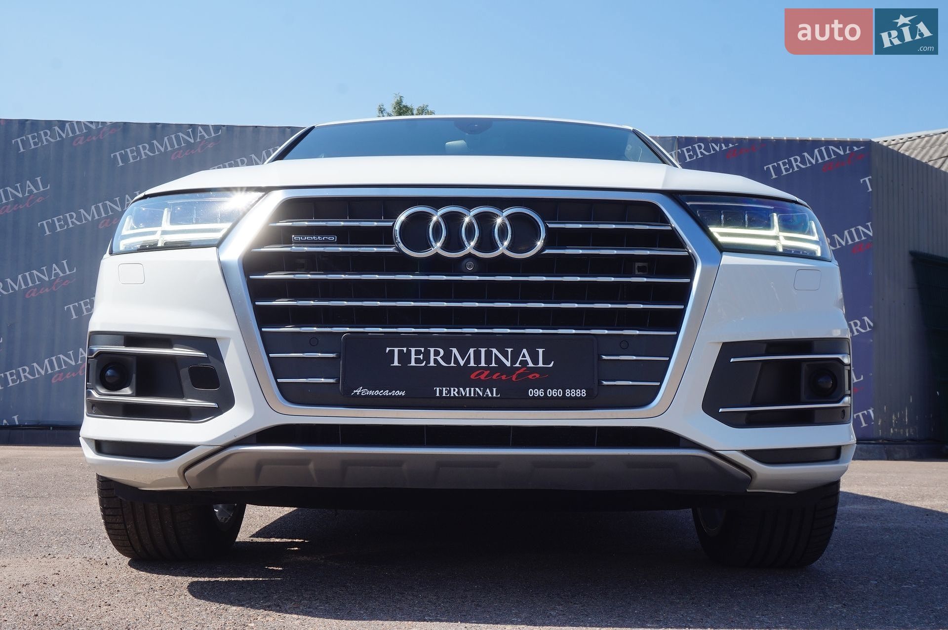 Audi Q7 2017 VIN WAUZZZ4M4JD000590 фото оголошення 11 з 87