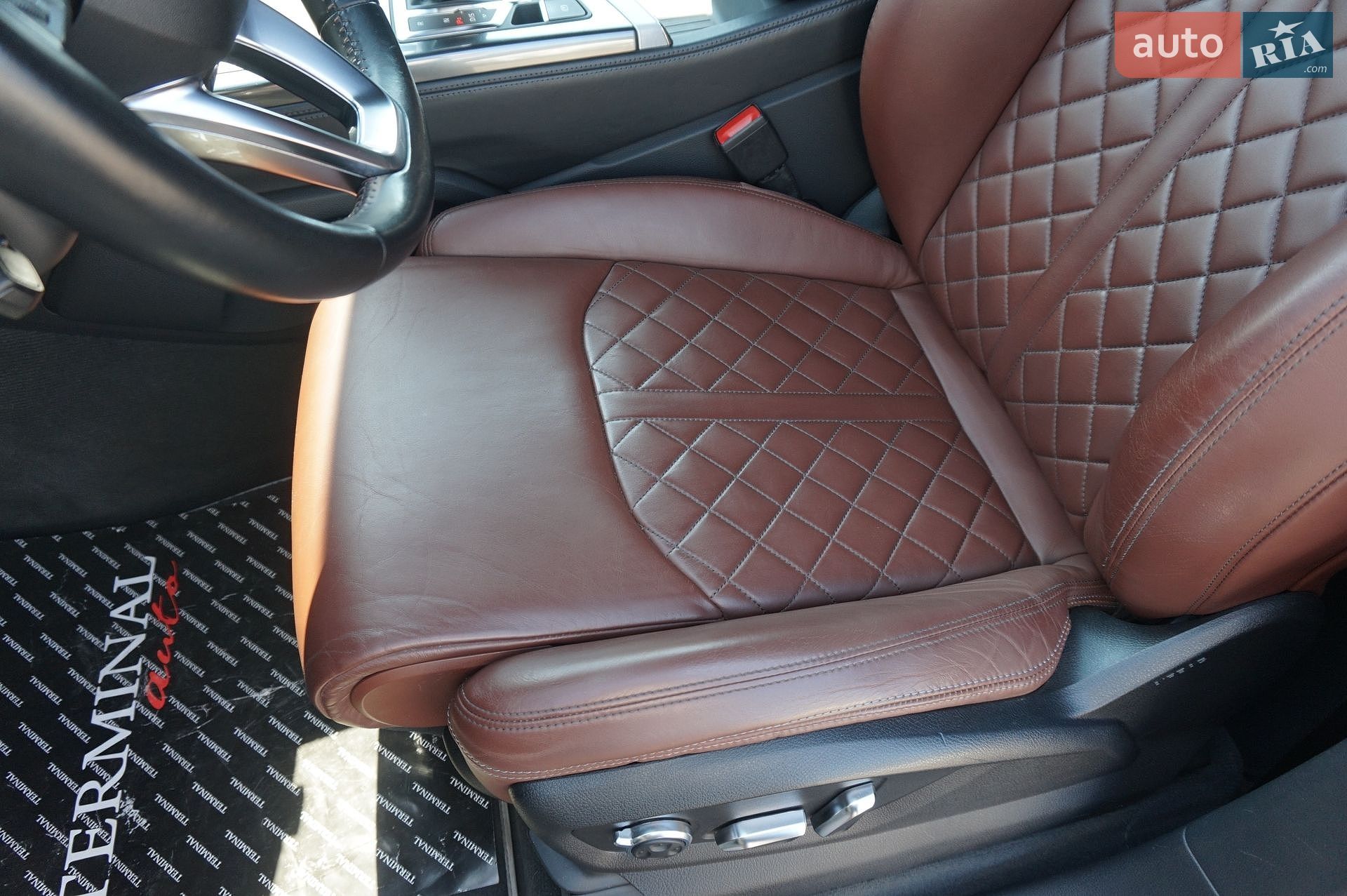 Audi Q7 2017 VIN WAUZZZ4M4JD000590 фото оголошення 26 з 87