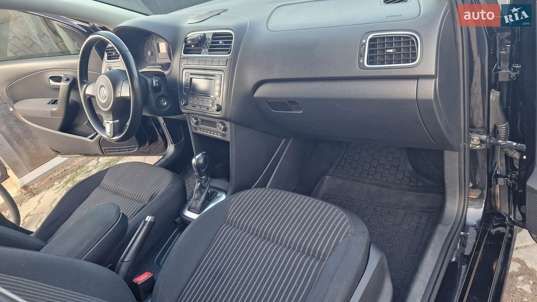 Volkswagen Polo 2013 VIN XW8ZZZ61ZDG058849 фото оголошення 5 з 20