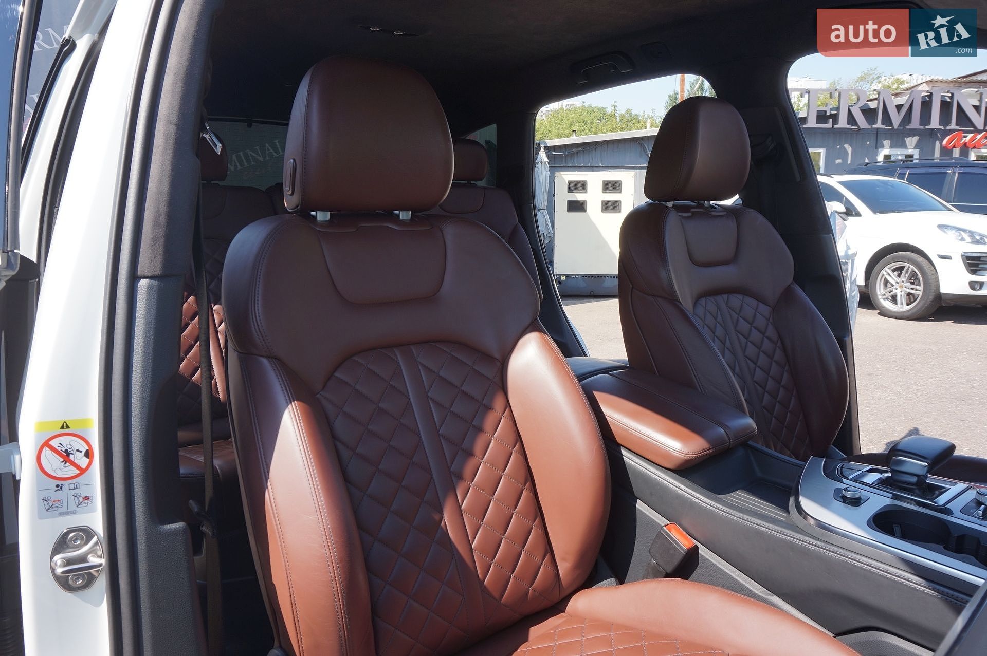 Audi Q7 2017 VIN WAUZZZ4M4JD000590 фото оголошення 42 з 87