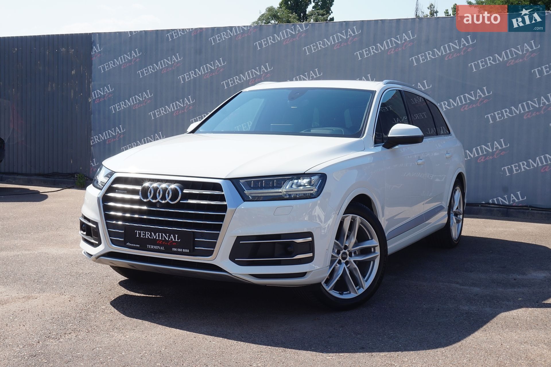 Audi Q7 2017 VIN WAUZZZ4M4JD000590 фото оголошення 81 з 87
