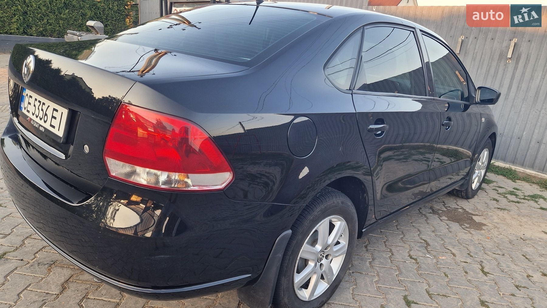 Volkswagen Polo 2013 VIN XW8ZZZ61ZDG058849 фото оголошення 8 з 20