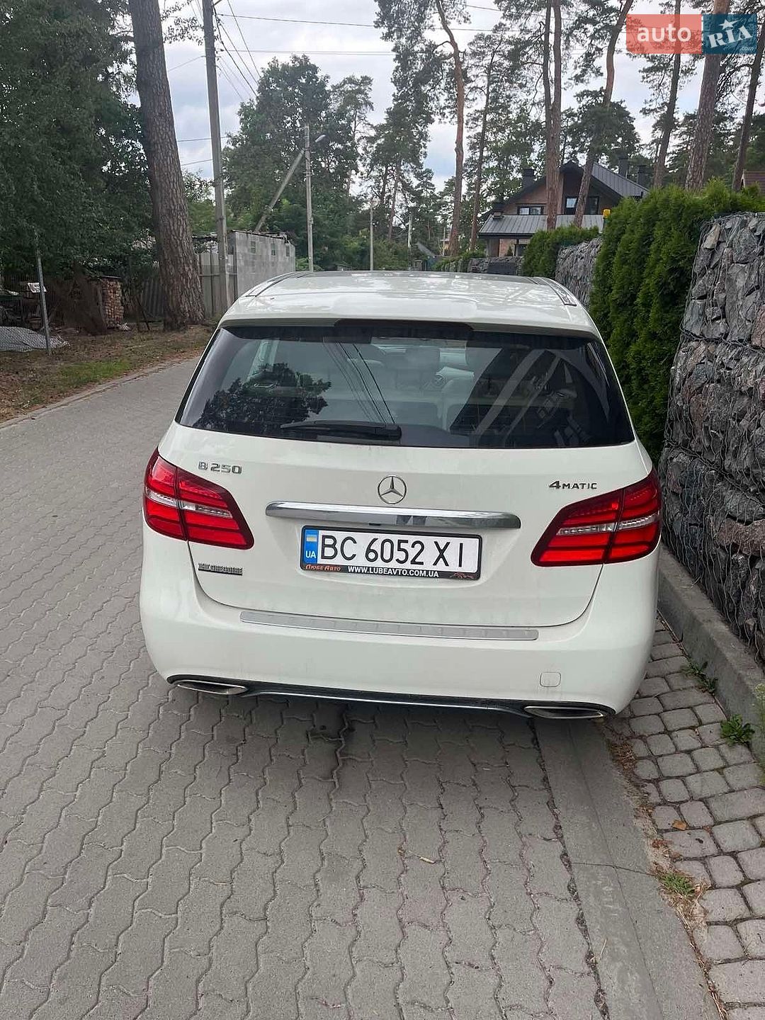 Mercedes-Benz B-Class 2017 VIN WDDMH4GB7JJ465076 фото оголошення 3 з 26