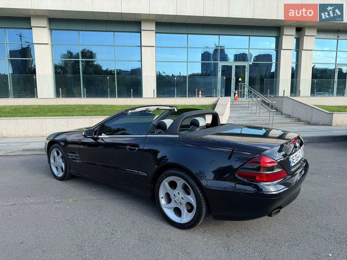 Mercedes-Benz SL-Class 2004 VIN WDB2304751F096379 фото оголошення 19 з 24