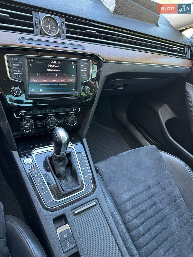 Volkswagen Passat 2017 VIN WVWZZZ3CZHE130552 фото оголошення 17 з 43