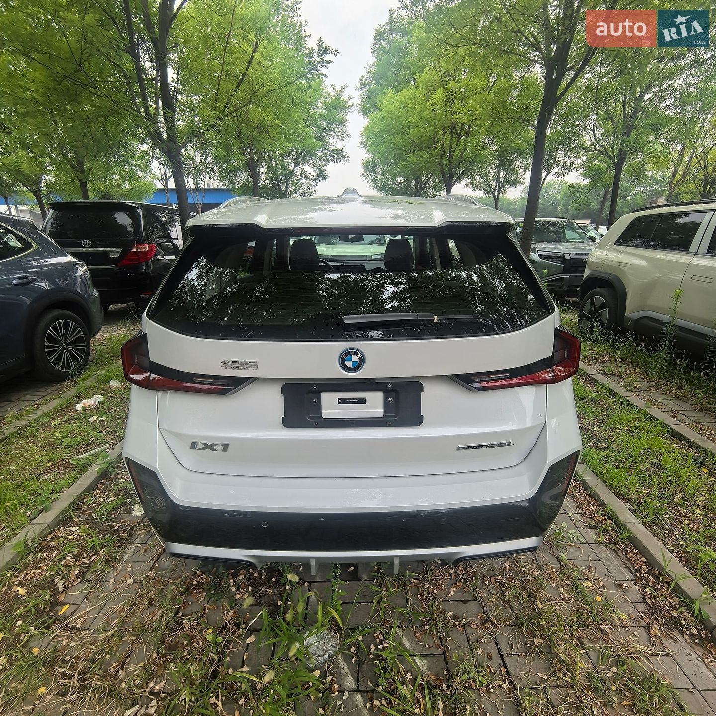 BMW iX1 2025 VIN LBV61FX09SMA92849 фото оголошення 7 з 17