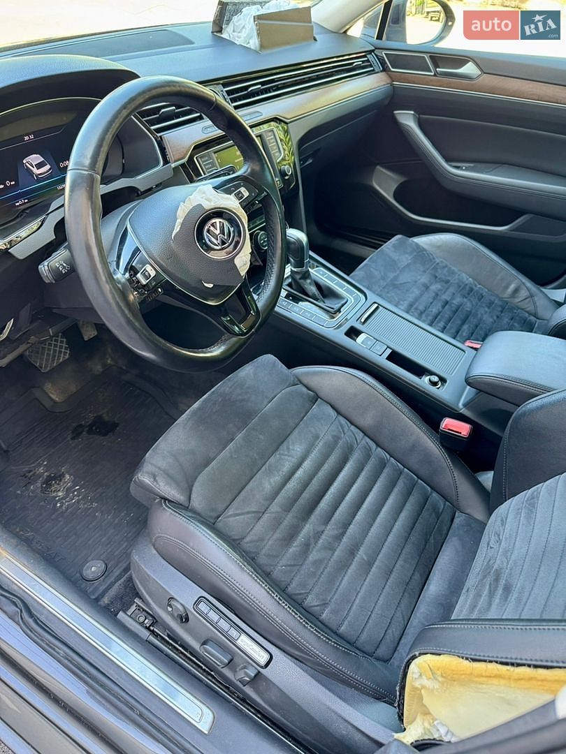 Volkswagen Passat 2017 VIN WVWZZZ3CZHE130552 фото оголошення 25 з 43
