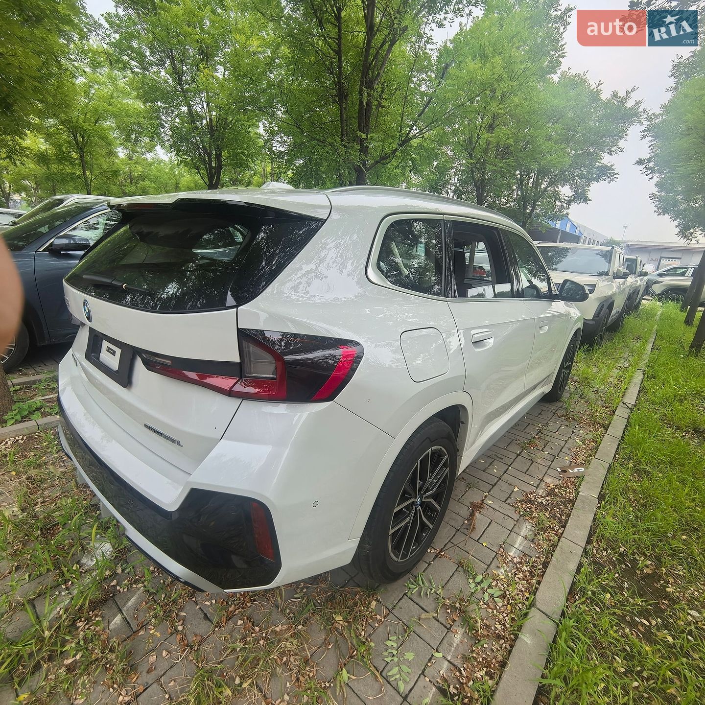 BMW iX1 2025 VIN LBV61FX09SMA92849 фото оголошення 10 з 17
