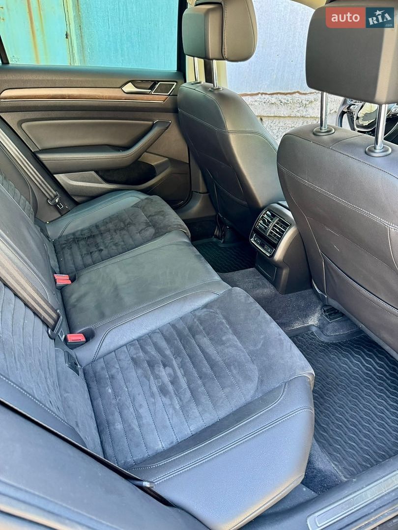 Volkswagen Passat 2017 VIN WVWZZZ3CZHE130552 фото оголошення 27 з 43