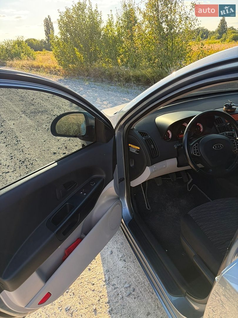 Kia Ceed 2009 VIN U5YFF52129L108103 фото оголошення 21 з 22