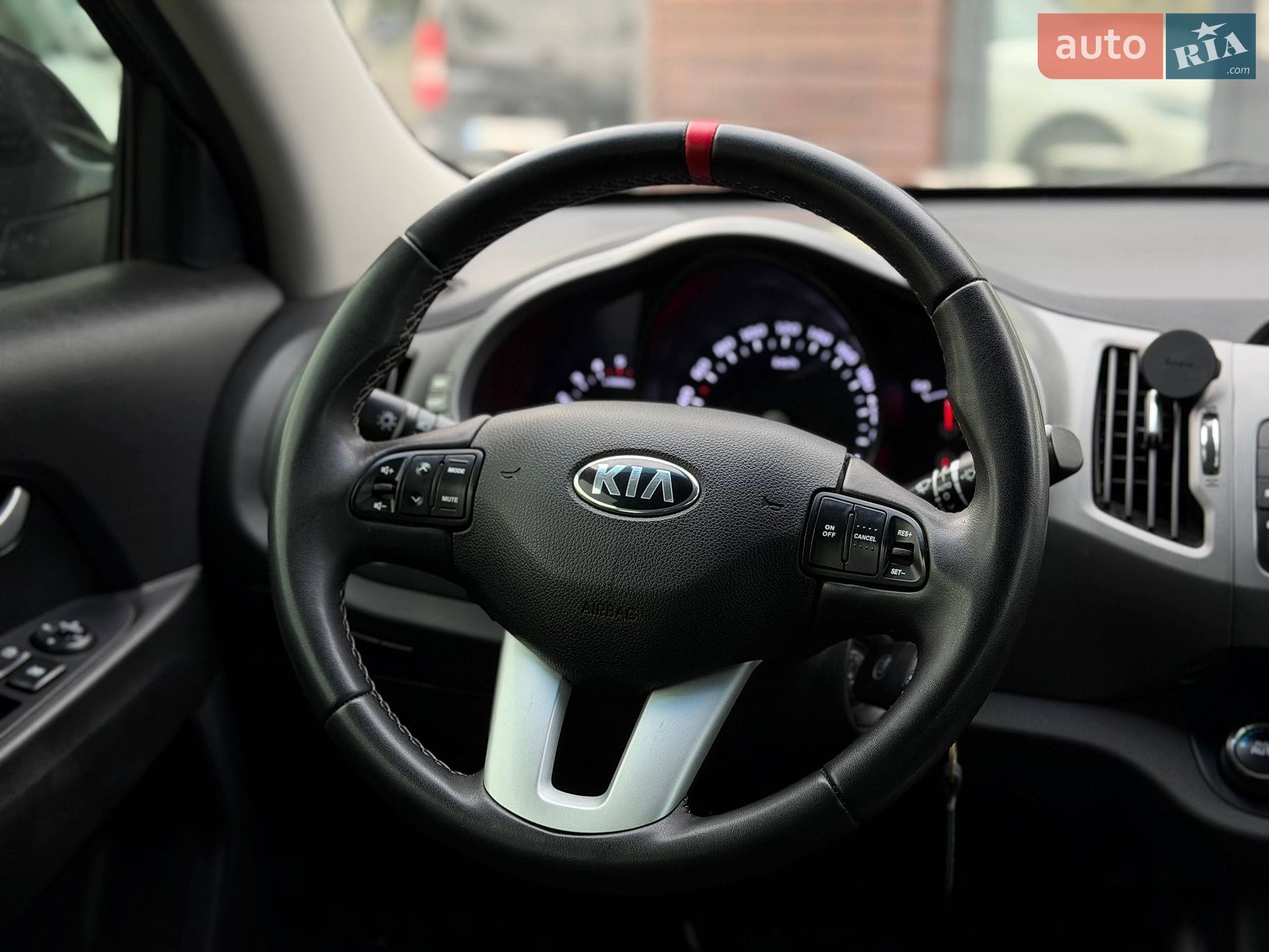Kia Sportage 2015 VIN U5YPB815AFL701533 фото оголошення 8 з 19