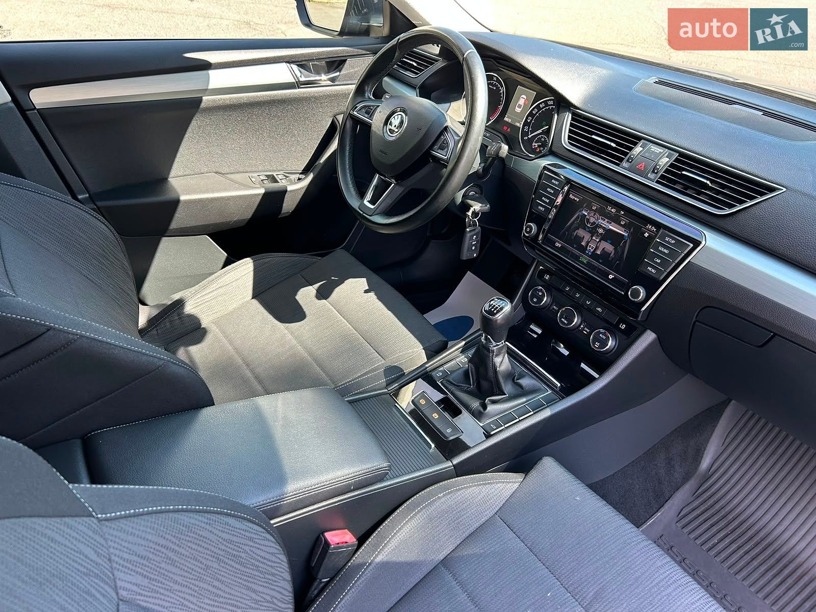 Skoda Superb 2016 VIN TMBAJ7NP1H7039053 фото оголошення 12 з 69