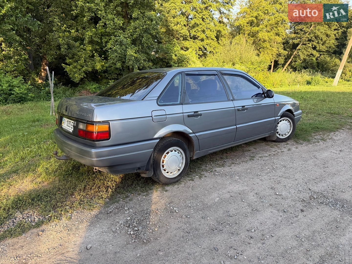 Volkswagen Passat 1992 VIN WVWZZZ31ZNB048984 фото оголошення 3 з 22