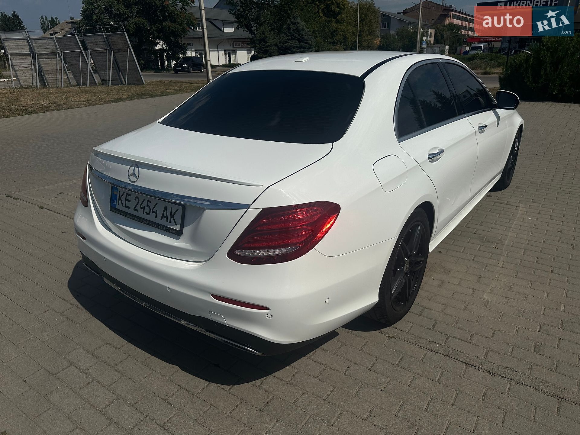 Mercedes-Benz E-Class 2016 VIN WDDZF4JB1HA113772 фото оголошення 3 з 21