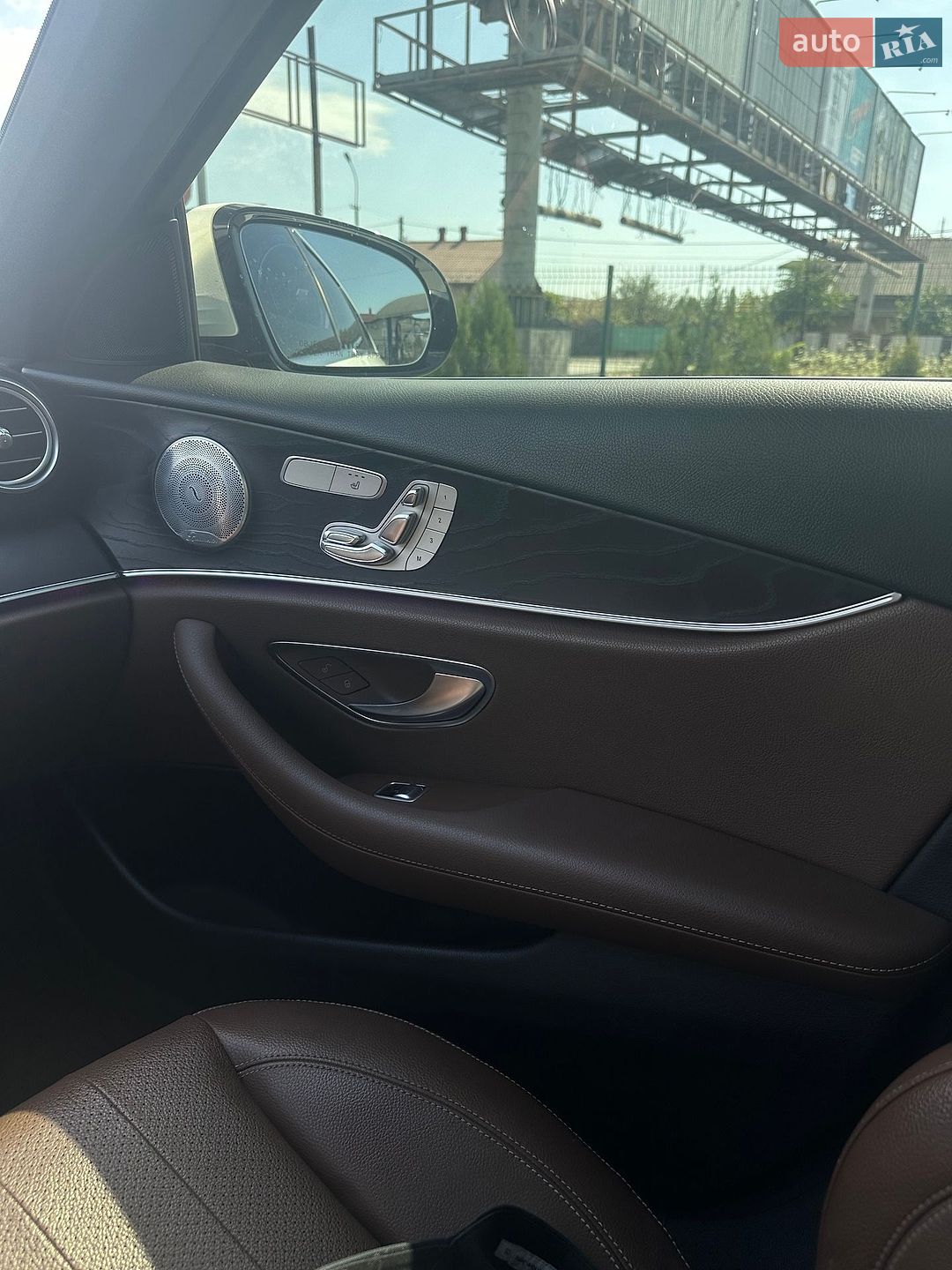 Mercedes-Benz E-Class 2016 VIN WDDZF4JB1HA113772 фото оголошення 11 з 21