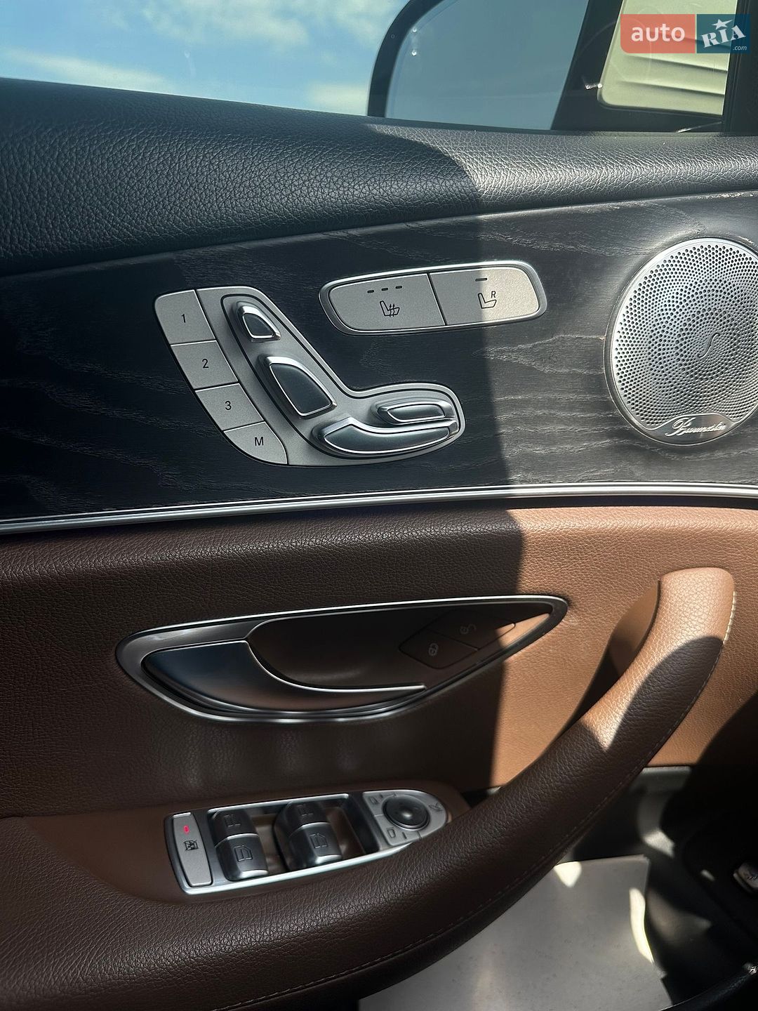 Mercedes-Benz E-Class 2016 VIN WDDZF4JB1HA113772 фото оголошення 13 з 21