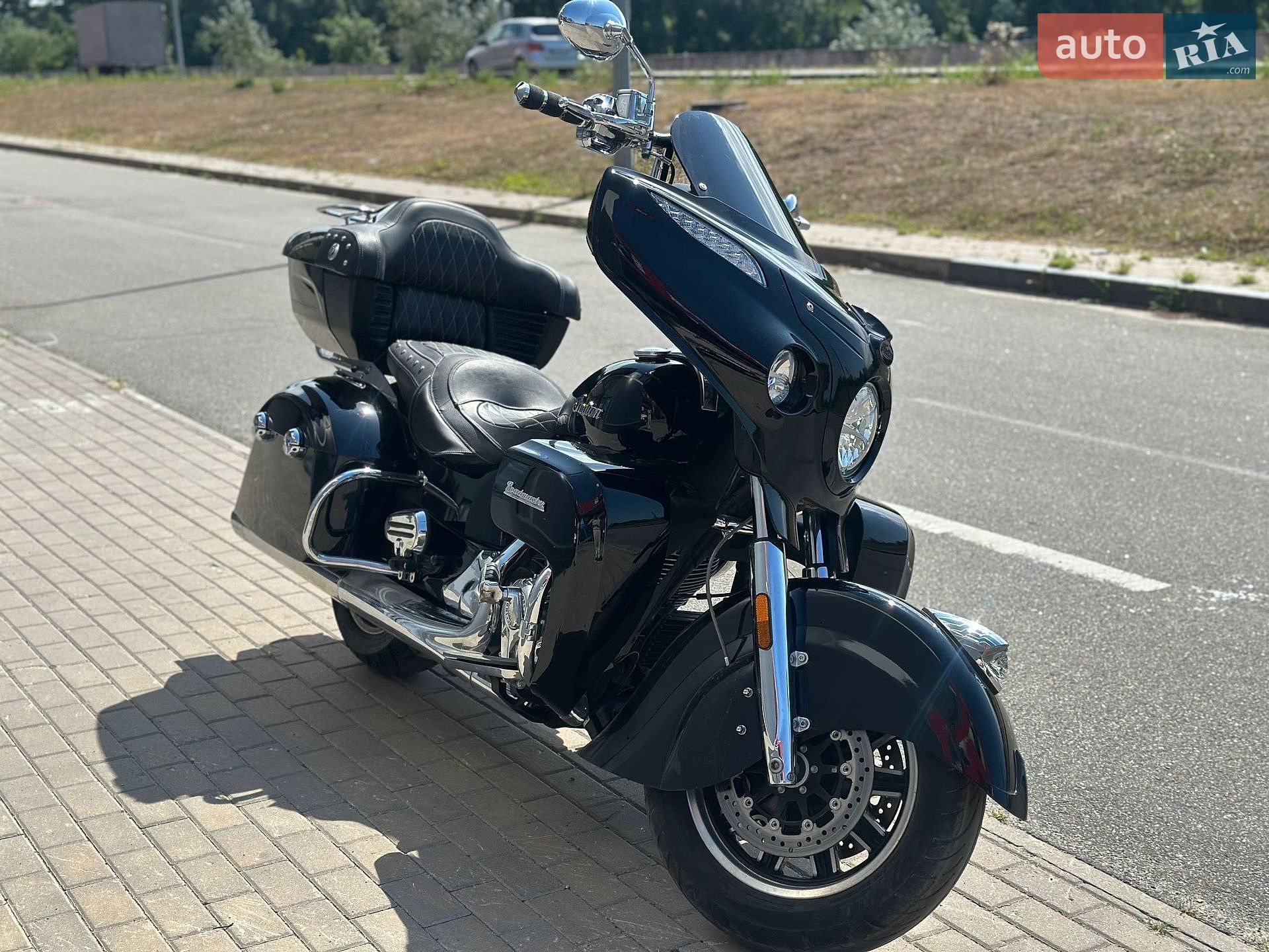 Indian Roadmaster 2017 VIN 56KTRAAA7H3354389 фото оголошення 5 з 14