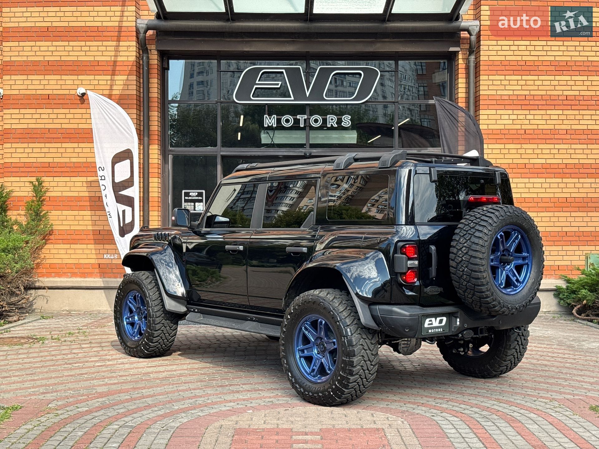 Ford Bronco 2024 VIN 1FMEE0RR8RLB33346 фото оголошення 9 з 53