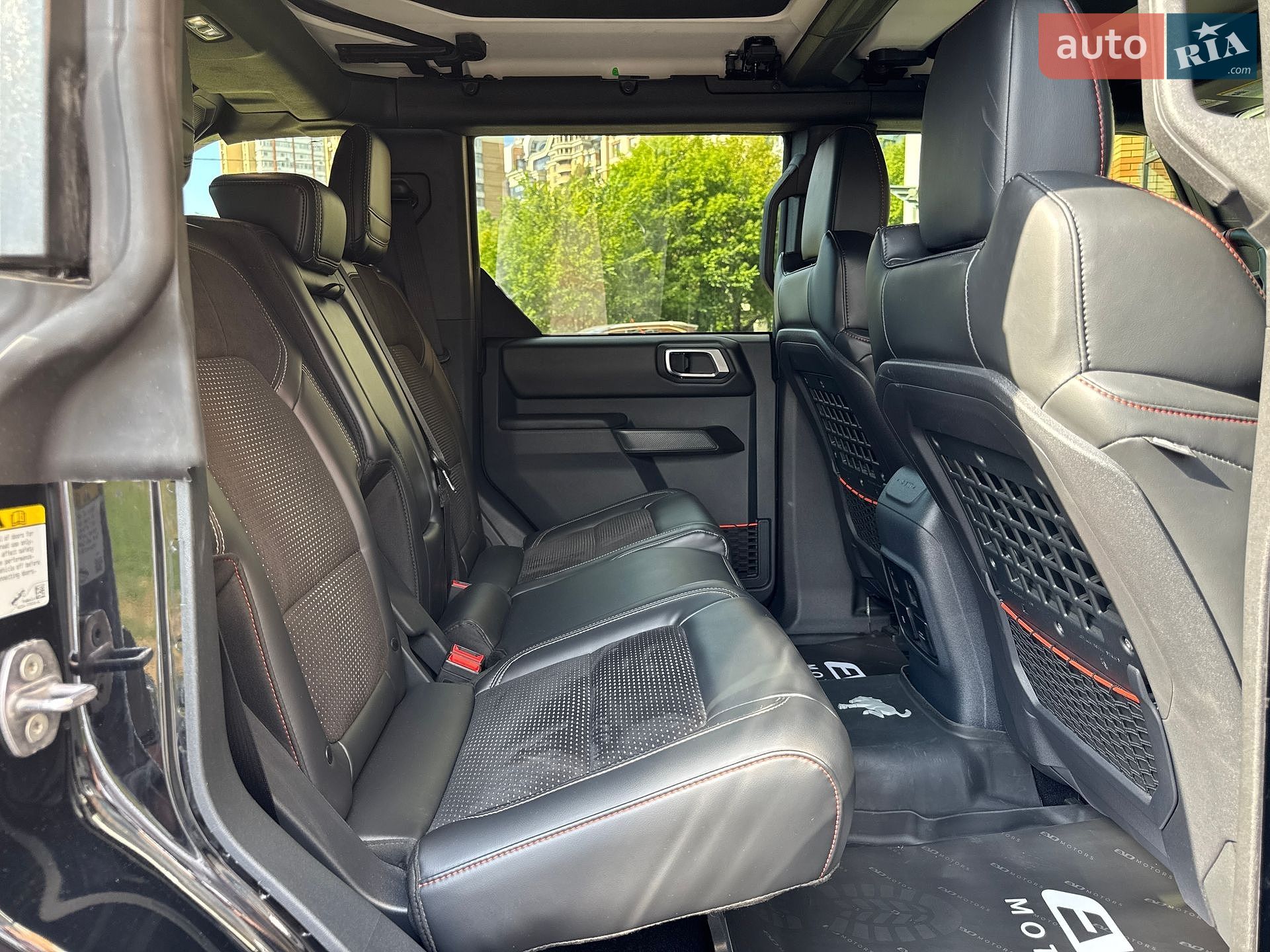 Ford Bronco 2024 VIN 1FMEE0RR8RLB33346 фото оголошення 47 з 53
