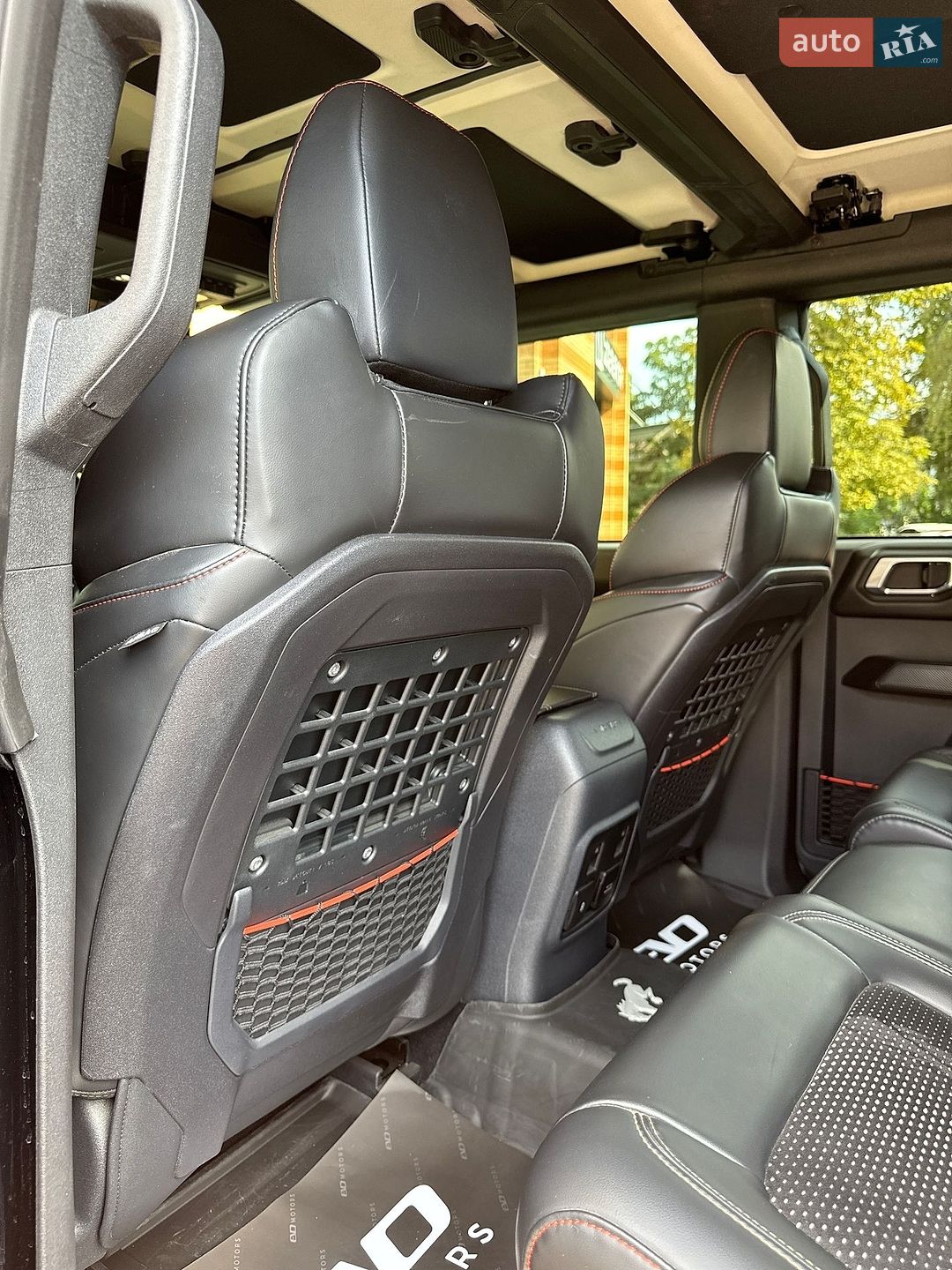 Ford Bronco 2024 VIN 1FMEE0RR8RLB33346 фото оголошення 50 з 53