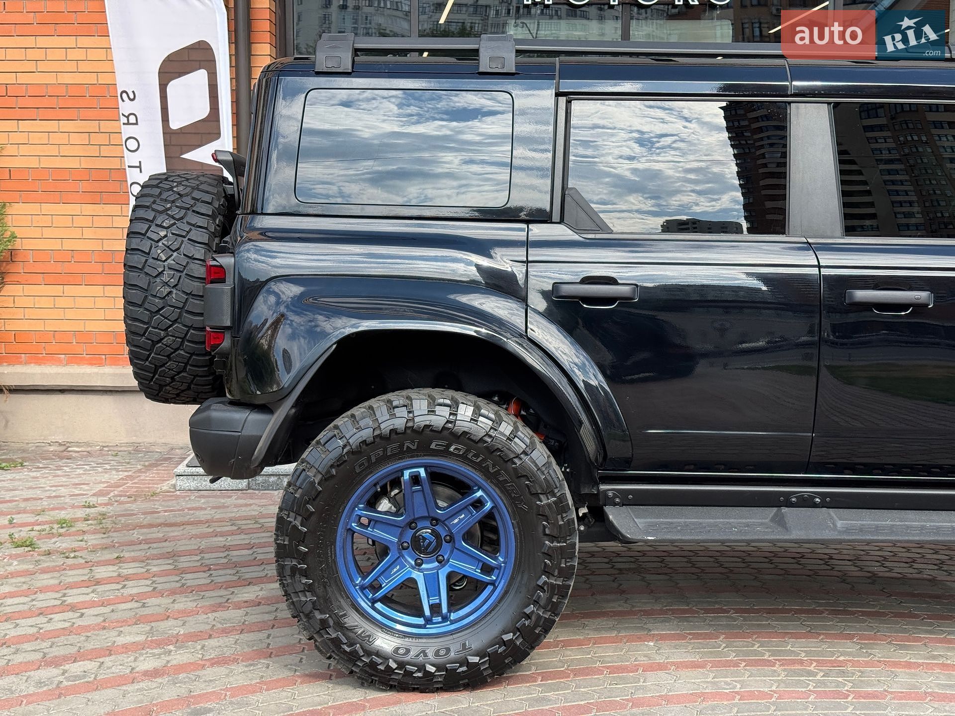 Ford Bronco 2024 VIN 1FMEE0RR8RLB33346 фото оголошення 16 з 53