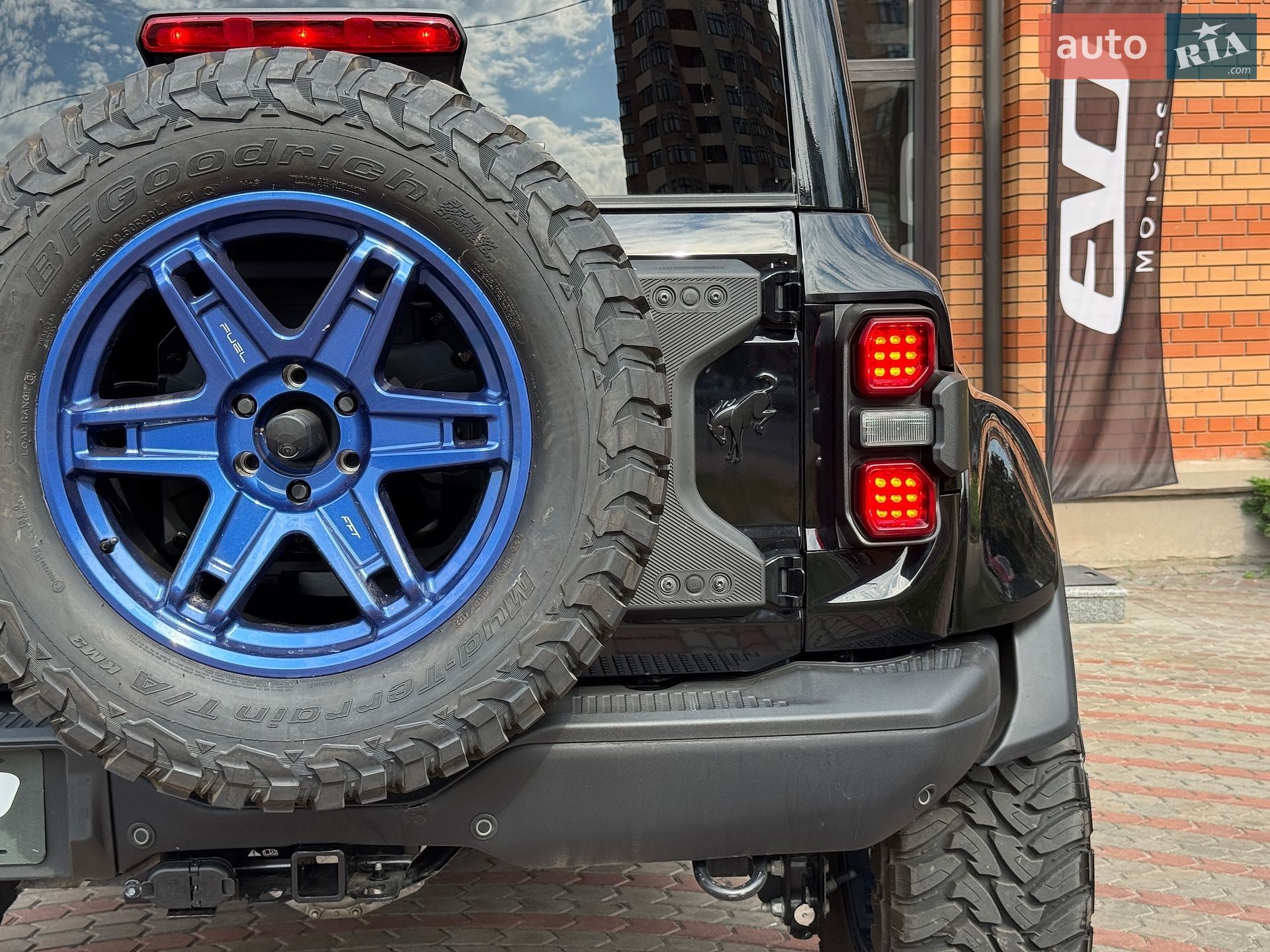 Ford Bronco 2024 VIN 1FMEE0RR8RLB33346 фото оголошення 13 з 53