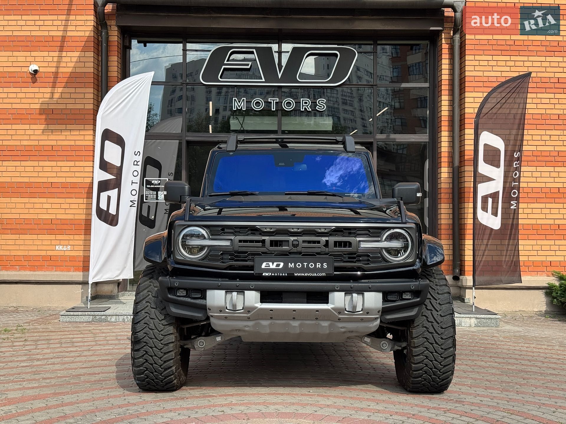 Ford Bronco 2024 VIN 1FMEE0RR8RLB33346 фото оголошення 19 з 53