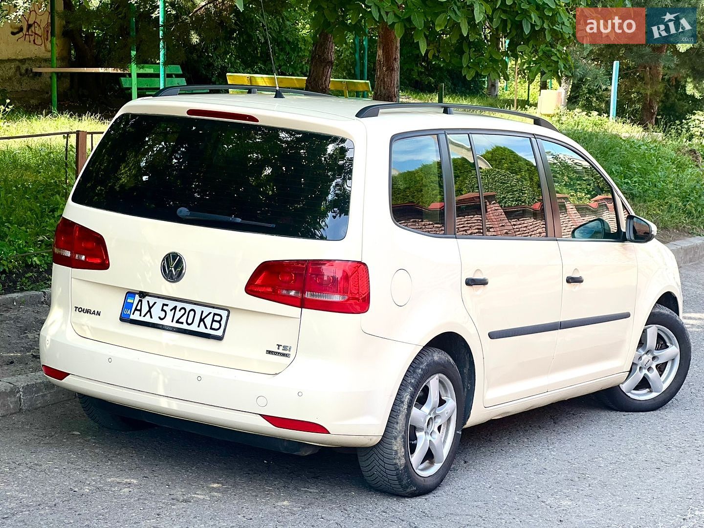 Volkswagen Touran 2011 VIN WVGZZZ1TZBW079029 фото оголошення 7 з 23