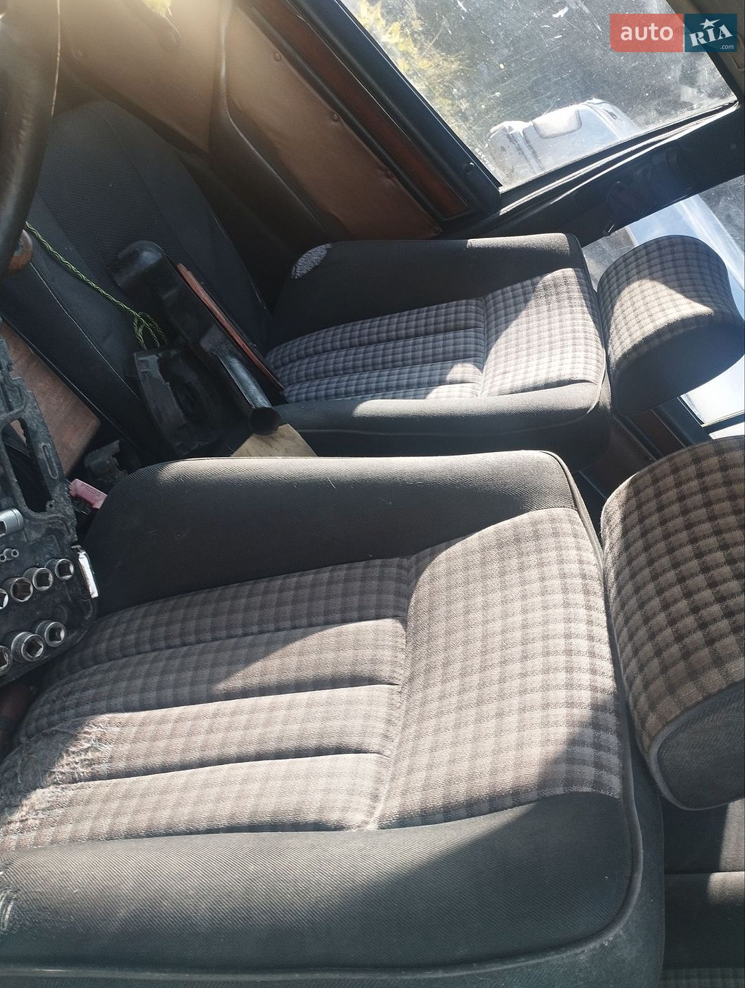 Mercedes-Benz E-Class 1991 VIN WDB1240231B456509 фото оголошення 9 з 11