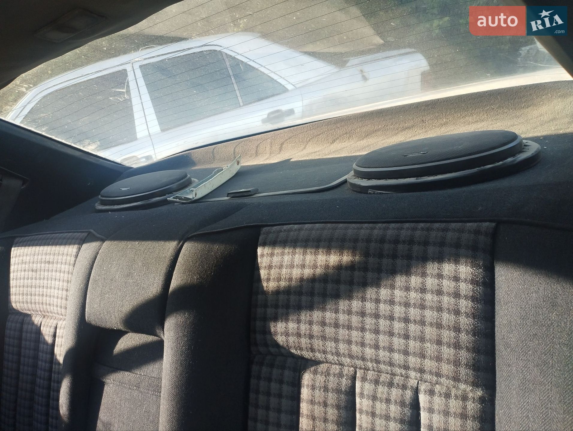Mercedes-Benz E-Class 1991 VIN WDB1240231B456509 фото оголошення 8 з 11