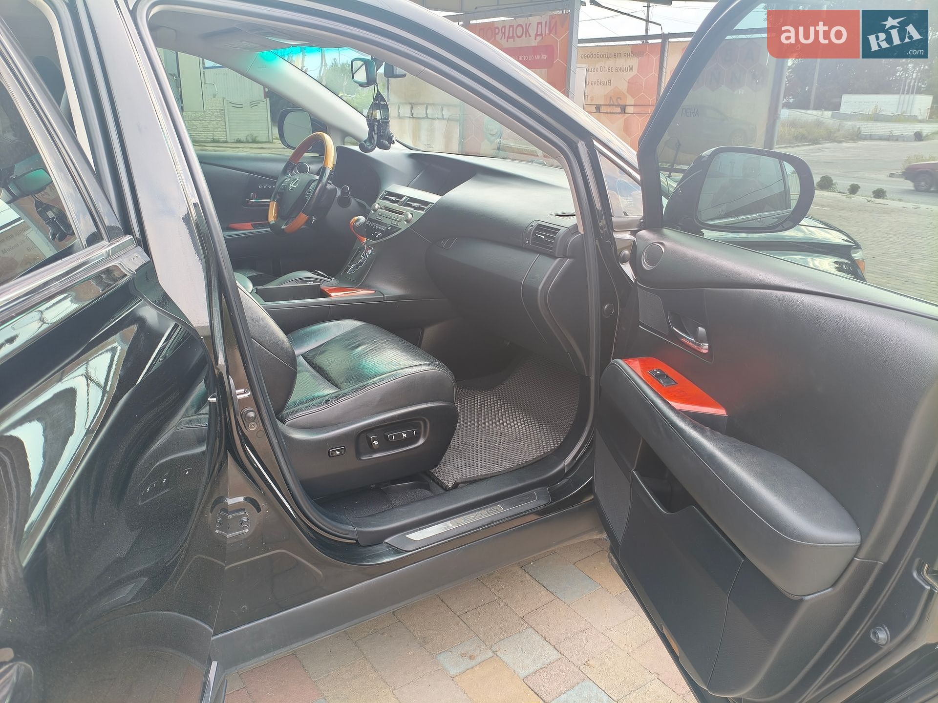 Lexus RX 2011 VIN 2T2BK1BA8BC088833 фото оголошення 15 з 27