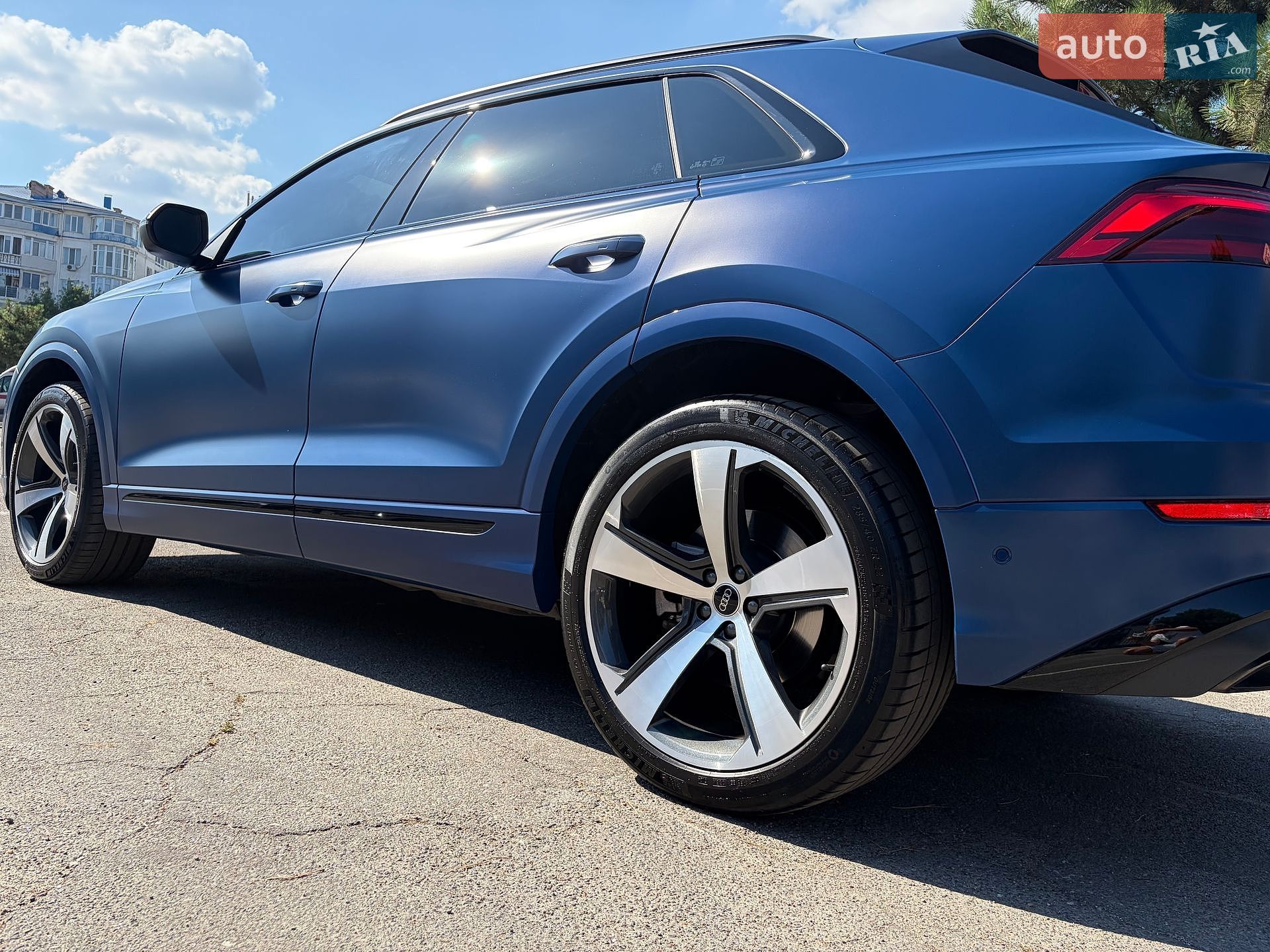 Audi Q8 2023 VIN WAUZZZF19RD004116 фото оголошення 6 з 45