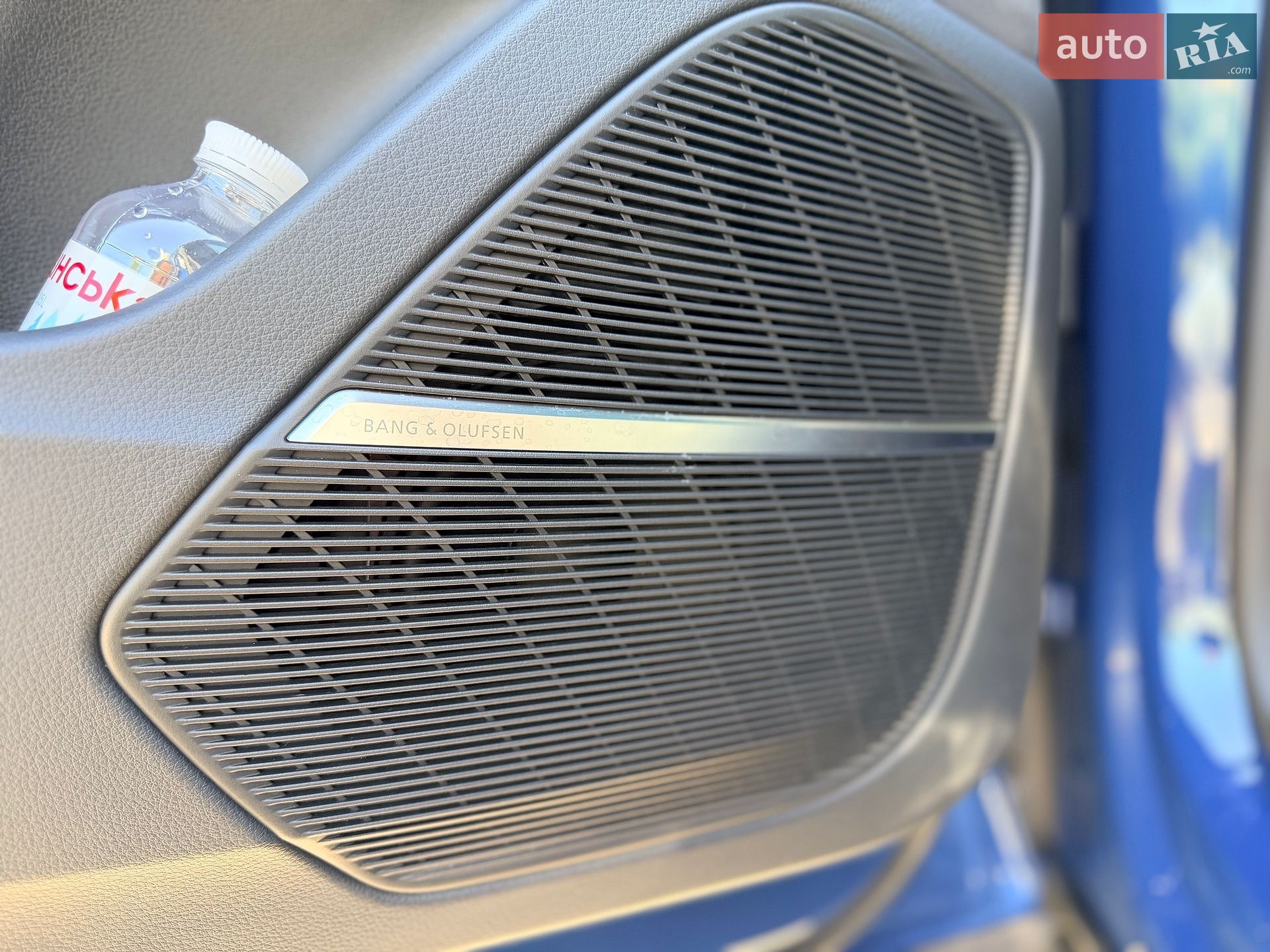 Audi Q8 2023 VIN WAUZZZF19RD004116 фото оголошення 18 з 45