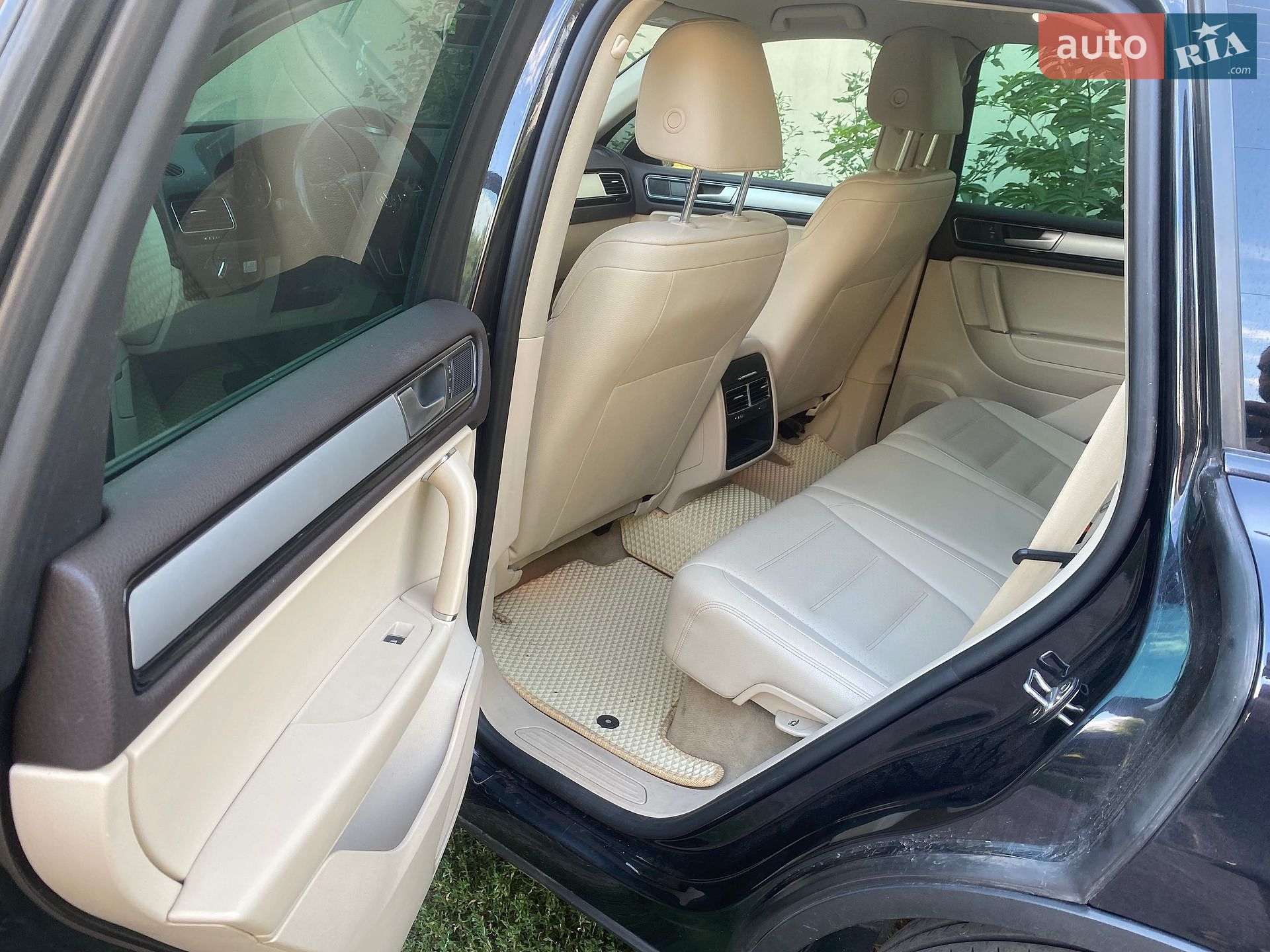 Volkswagen Touareg 2015 VIN WVGEP9BP7FD006228 фото оголошення 7 з 9